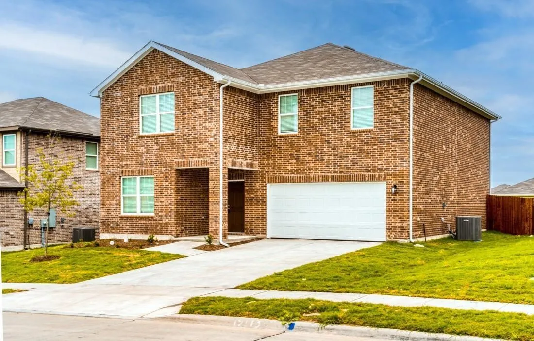 Single Family Residence For Rent in Collin County , 720 Holly Street, Anna, Texas 75409, 5 Bedroom, 3 Bathroom, 2 Garage spaces, 2,854 Sqft, built in 2021, mls#21355987, Real Estate Agent in Anna, Homes For Rent in Collin county, Homes For Rent in Anna, Realtor in Anna Texas, Real Estate Brokerage Independent Realty Texas, Luminita Cordes Realtor