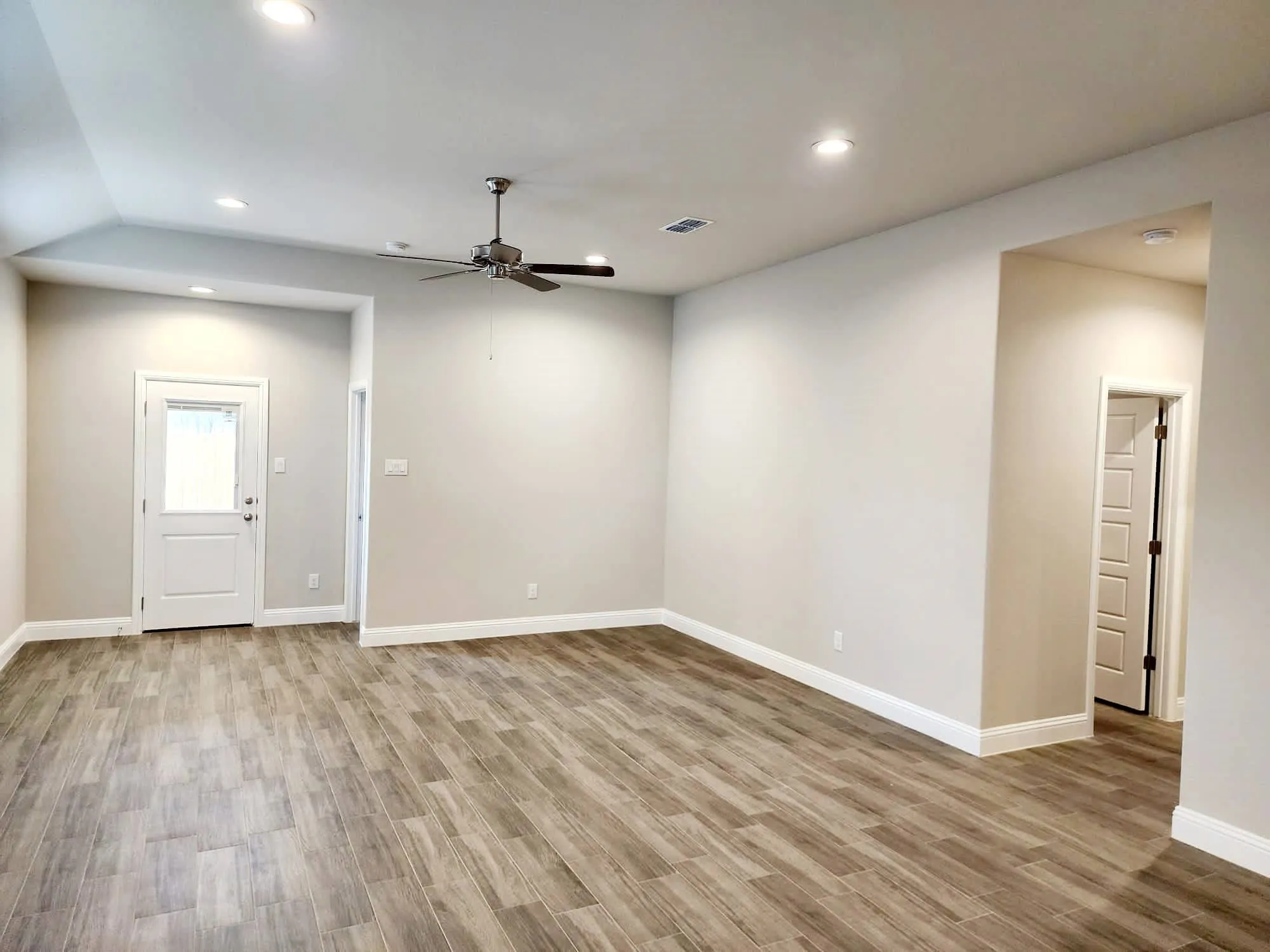 Single Family Residence For Rent in Denton County , 2320 Ruff Road, Denton, Texas 76205, 4 Bedroom, 2 Bathroom, 2 Garage spaces, 1,938 Sqft, built in 2023, mls#21355990, Real Estate Agent in Denton, Homes For Rent in Denton county, Homes For Rent in Denton, Realtor in Denton Texas, Real Estate Brokerage Independent Realty Texas, Luminita Cordes Realtor