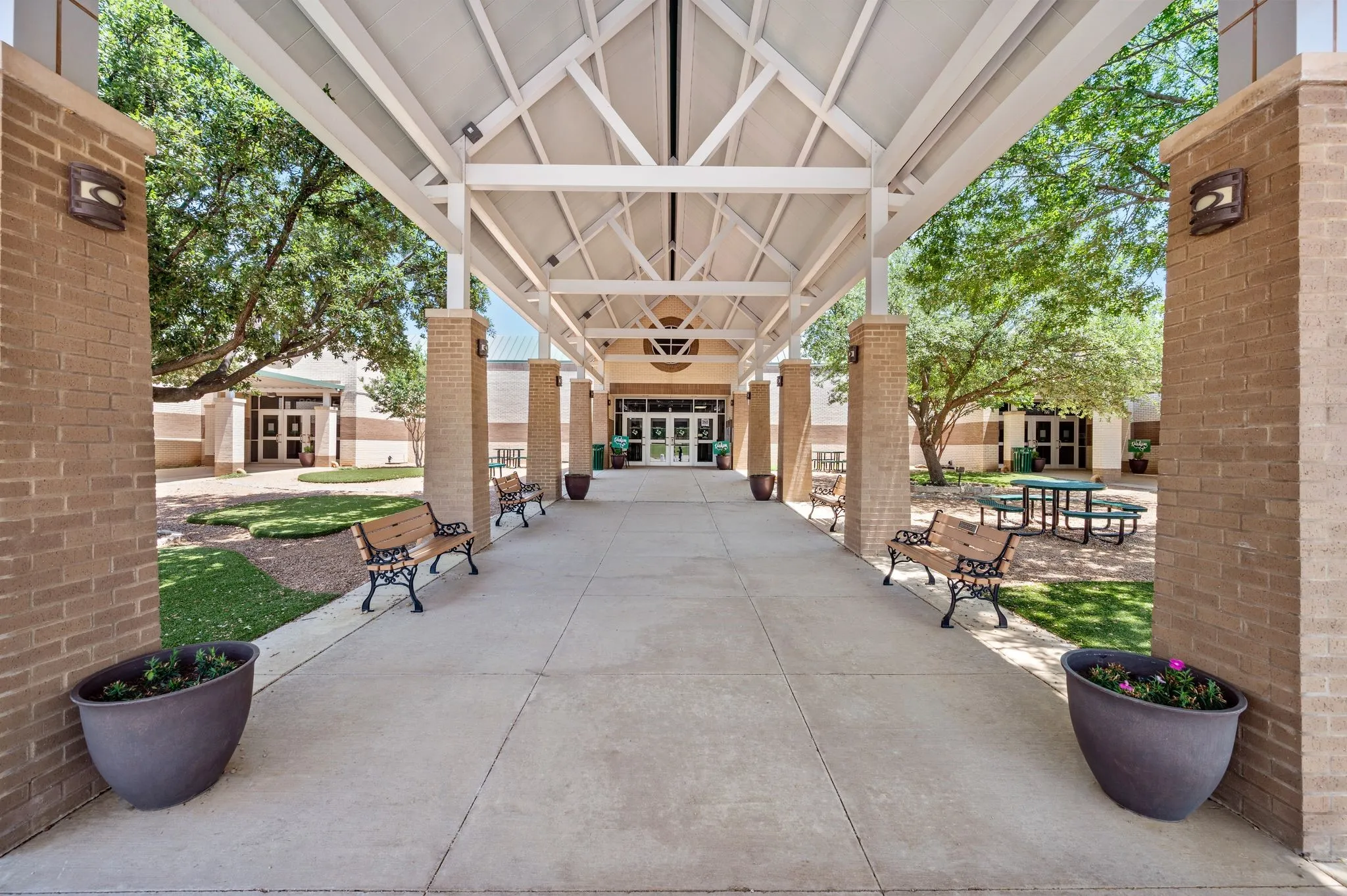 Improved Land For Sale in Tarrant County , 801 Shady Oaks, Southlake, Texas 76092, 0, 0, Garage spaces, 0 Sqft, built in 1999, mls#21355979, Real Estate Agent in Southlake, Homes For Sale in Tarrant county, Homes For Sale in Southlake, Realtor in Southlake Texas, Real Estate Brokerage Independent Realty Texas, Luminita Cordes Realtor