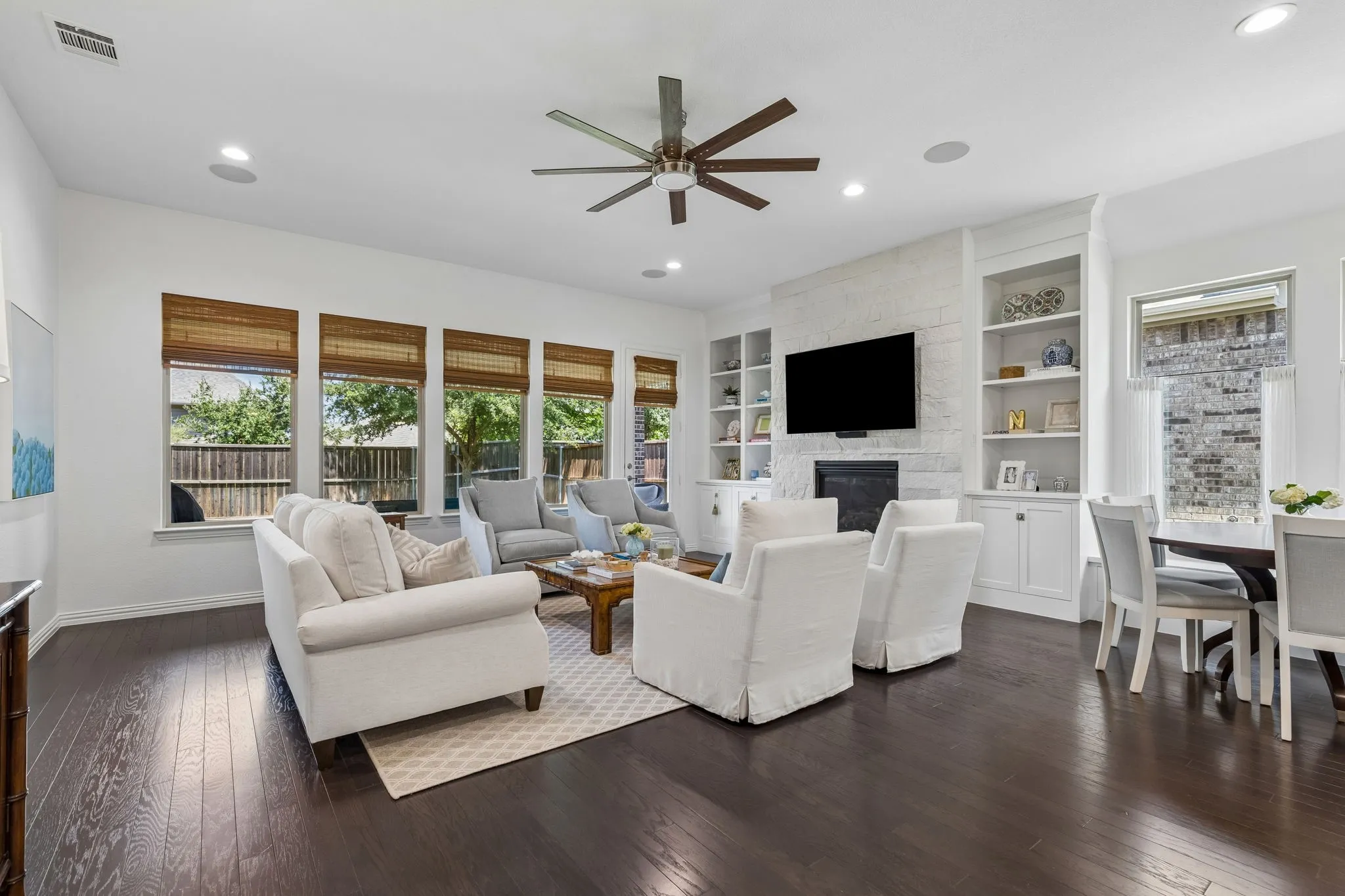 Single Family Residence For Sale in Denton County , 3712 Birch Wood Court, Northlake, Texas 76226, 3 Bedroom, 2 Bathroom, 2 Garage spaces, 2,221 Sqft, built in 2019, mls#21355837, Real Estate Agent in Northlake, Homes For Sale in Denton county, Homes For Sale in Northlake, Realtor in Northlake Texas, Real Estate Brokerage Independent Realty Texas, Luminita Cordes Realtor