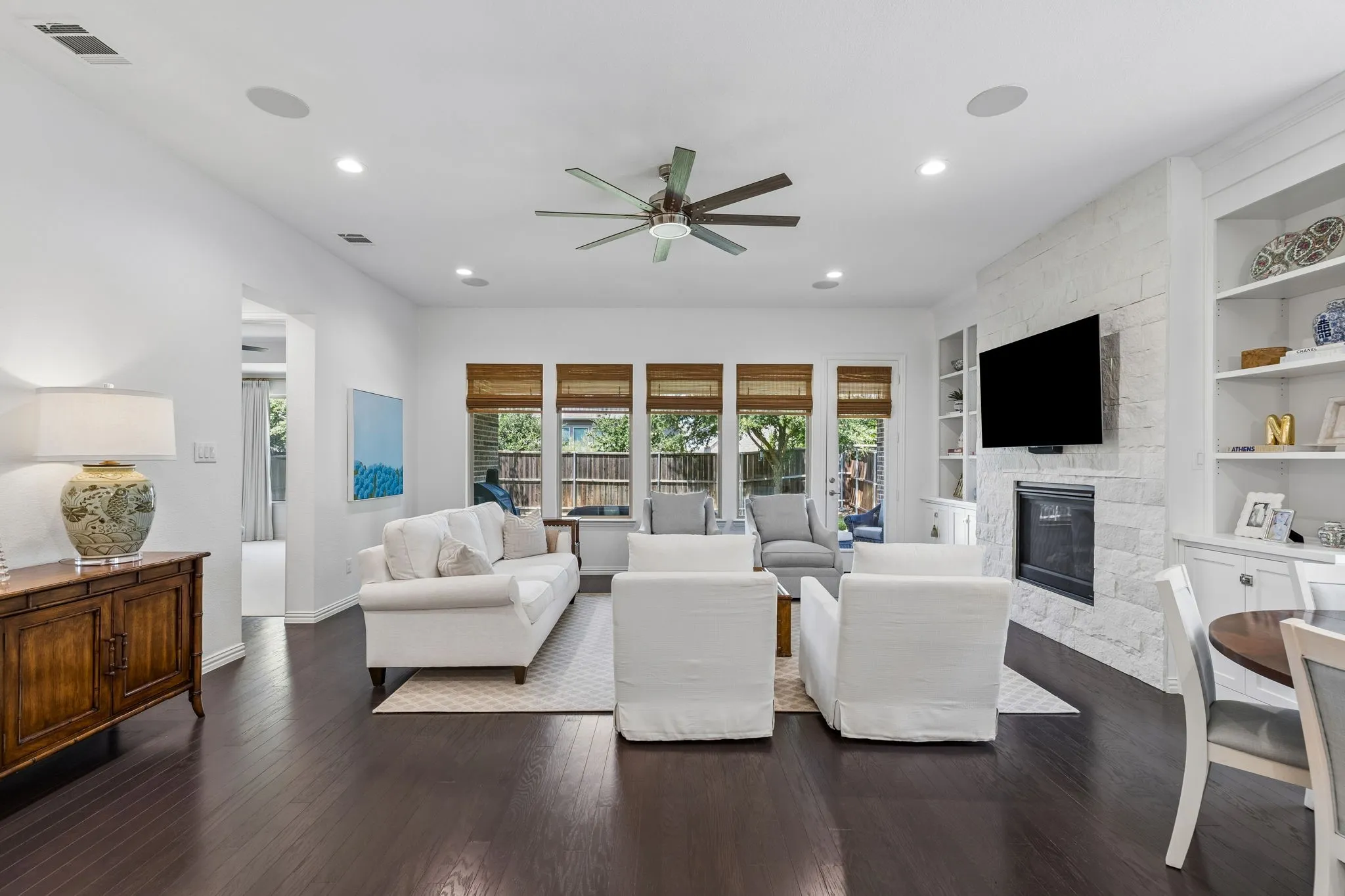 Single Family Residence For Sale in Denton County , 3712 Birch Wood Court, Northlake, Texas 76226, 3 Bedroom, 2 Bathroom, 2 Garage spaces, 2,221 Sqft, built in 2019, mls#21355837, Real Estate Agent in Northlake, Homes For Sale in Denton county, Homes For Sale in Northlake, Realtor in Northlake Texas, Real Estate Brokerage Independent Realty Texas, Luminita Cordes Realtor