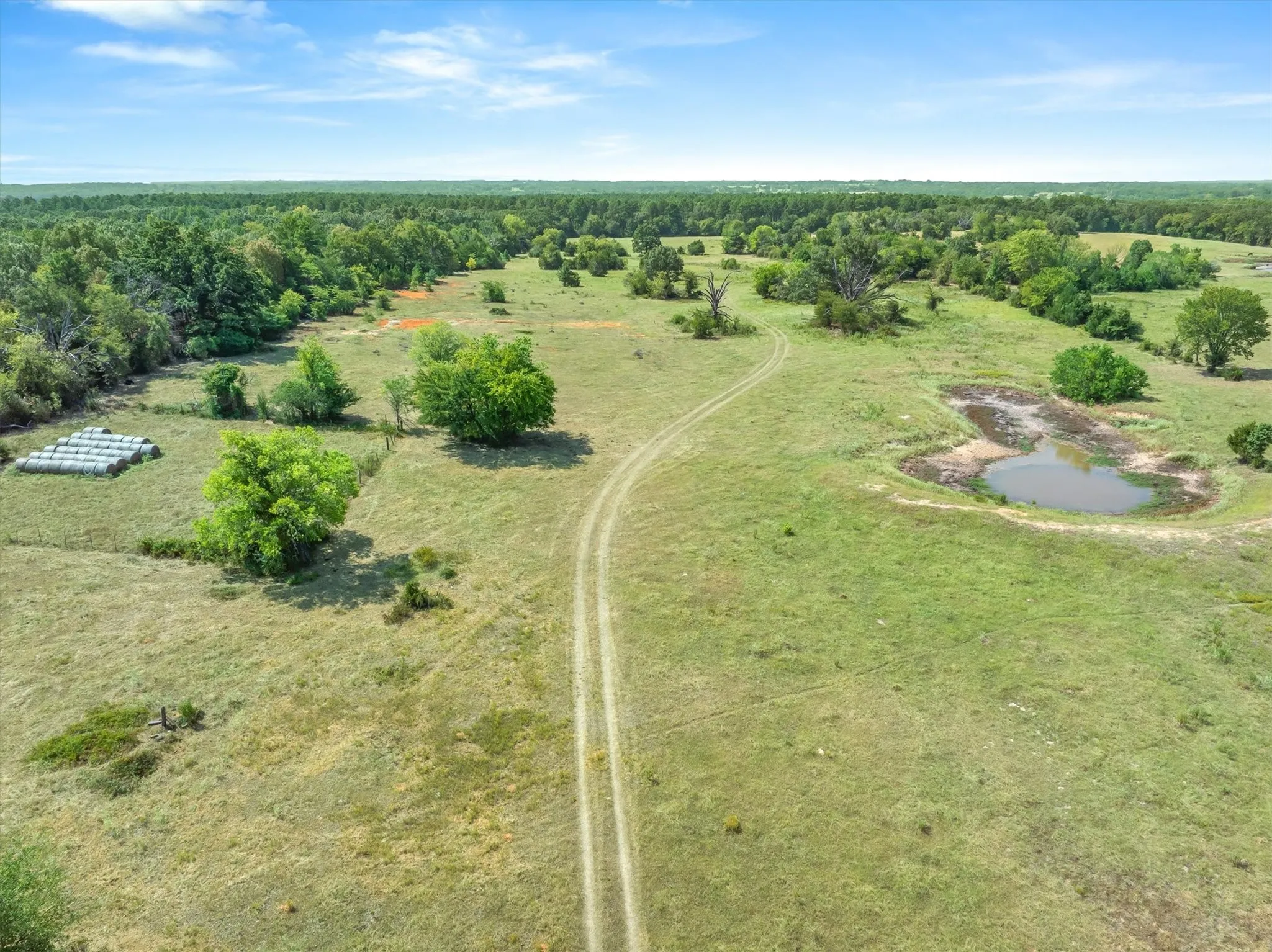 Farm For Sale in Van Zandt County , 3183 Vz County Road 1712, Grand Saline, Texas 75140, 2 Bedroom, 1 Bathroom, Garage spaces, 3,879 Sqft, built in 1953, Price $465,000, mls#21355840, Real Estate Agent in Grand Saline, Homes For Sale in Van Zandt county, Homes For Sale in Grand Saline, Realtor in Grand Saline Texas, Real Estate Brokerage Independent Realty Texas, Luminita Cordes Realtor