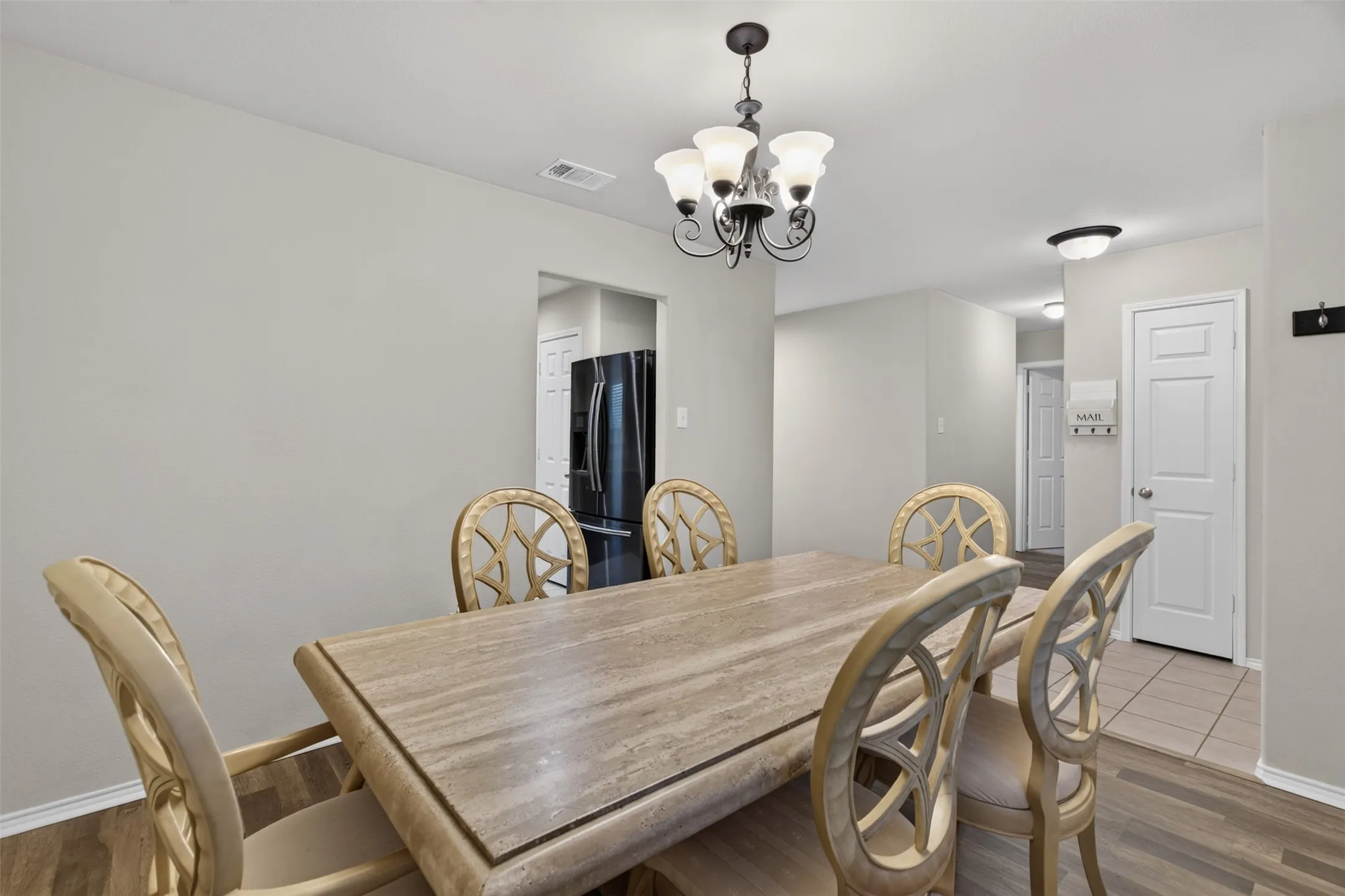 Single Family Residence For Rent in Tarrant County , 6025 Deck House Road, Fort Worth, Texas 76179, 3 Bedroom, 2 Bathroom, 2 Garage spaces, 1,393 Sqft, built in 2012, mls#21356001, Real Estate Agent in Fort Worth, Homes For Rent in Tarrant county, Homes For Rent in Fort Worth, Realtor in Fort Worth Texas, Real Estate Brokerage Independent Realty Texas, Luminita Cordes Realtor