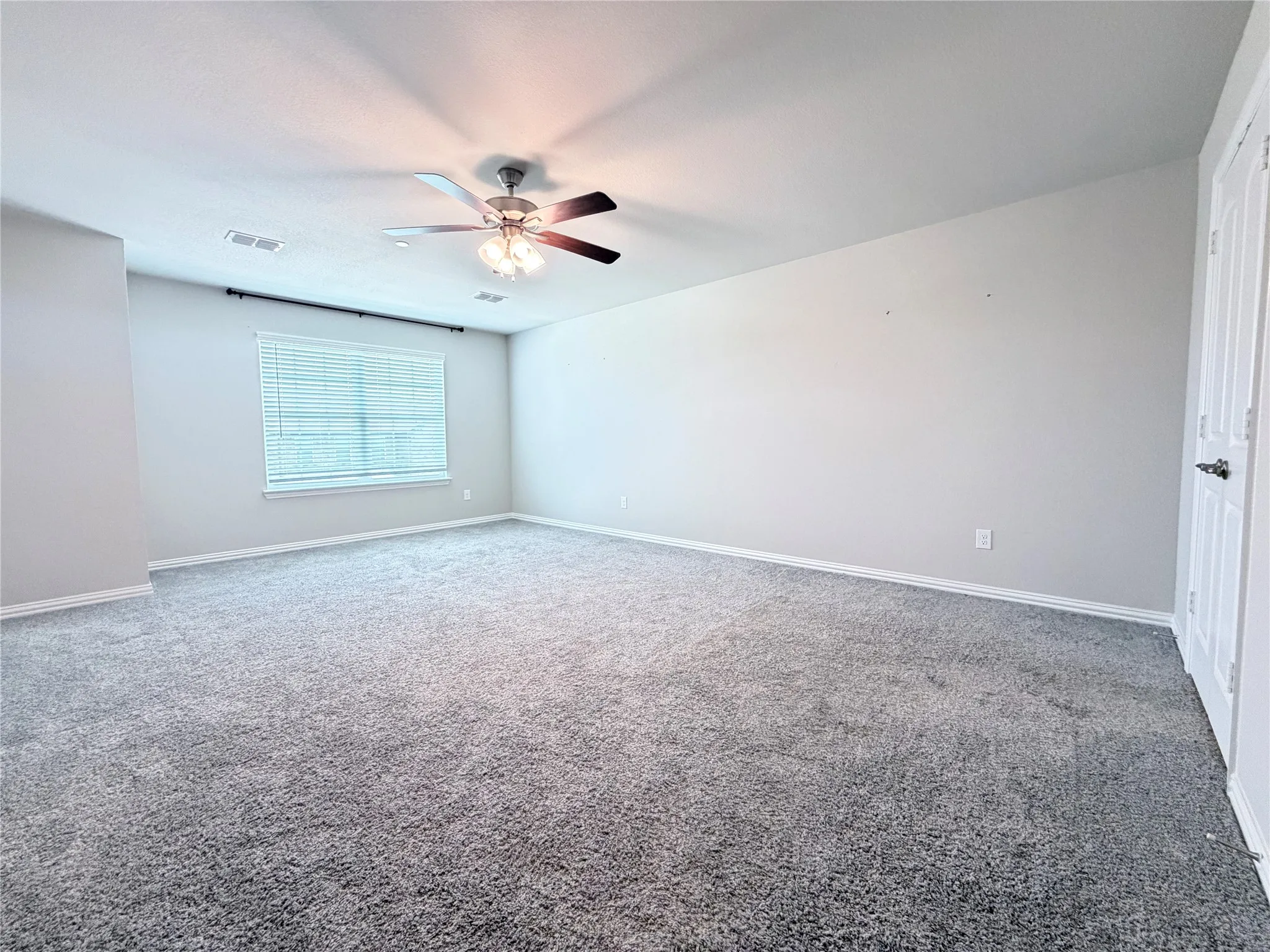 Single Family Residence For Rent in Dallas County , 2871 Baneberry Lane, Mesquite, Texas 75150, 3 Bedroom, 3 Bathroom, 2 Garage spaces, 1,683 Sqft, built in 2023, mls#21356002, Real Estate Agent in Mesquite, Homes For Rent in Dallas county, Homes For Rent in Mesquite, Realtor in Mesquite Texas, Real Estate Brokerage Independent Realty Texas, Luminita Cordes Realtor
