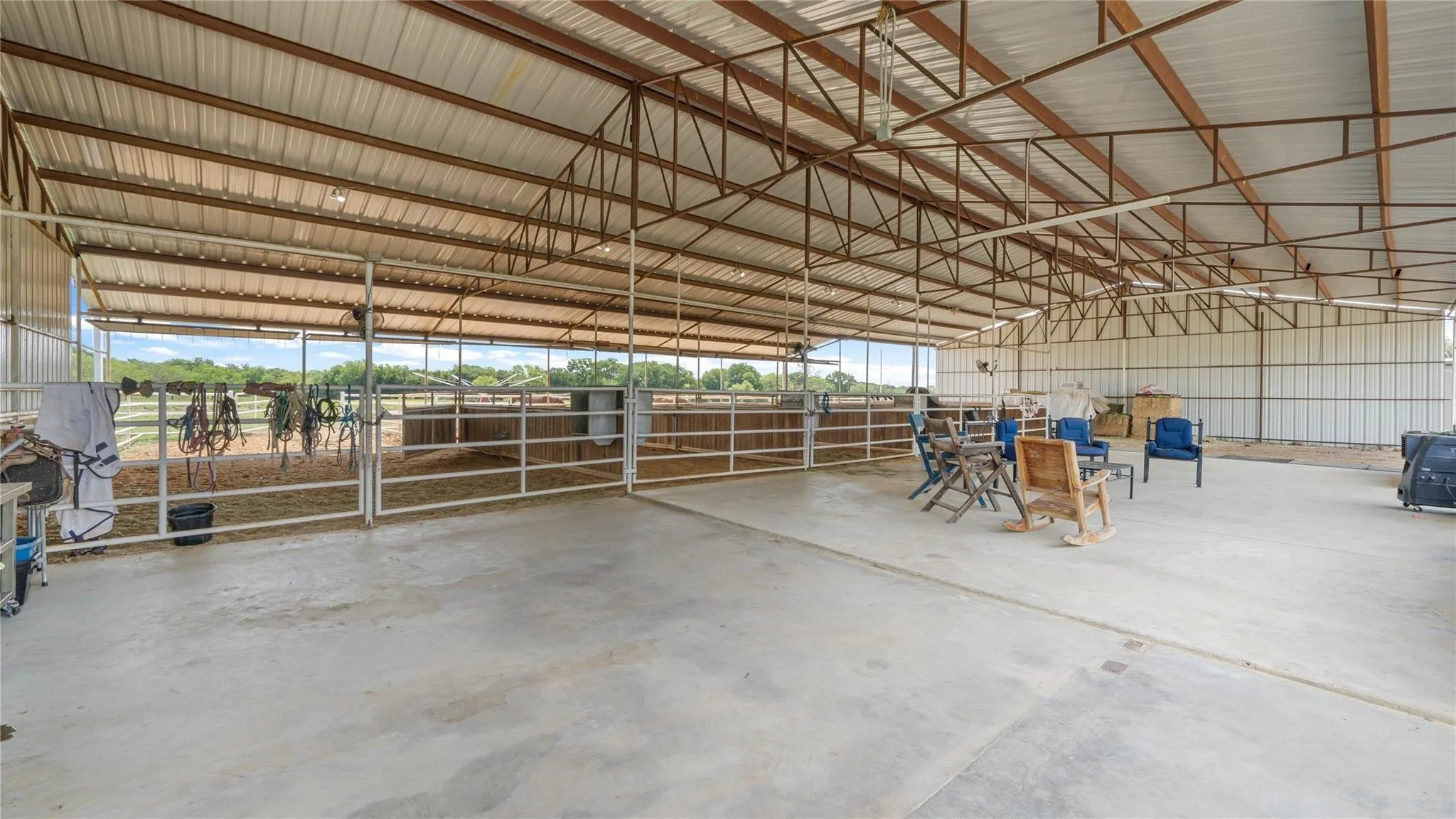 Improved Land For Sale in Kaufman County , 8075 County Road 151, Kaufman, Texas 75142, 0, 0, Garage spaces, 0 Sqft, built in 2020, mls#21355974, Real Estate Agent in Kaufman, Homes For Sale in Kaufman county, Homes For Sale in Kaufman, Realtor in Kaufman Texas, Real Estate Brokerage Independent Realty Texas, Luminita Cordes Realtor