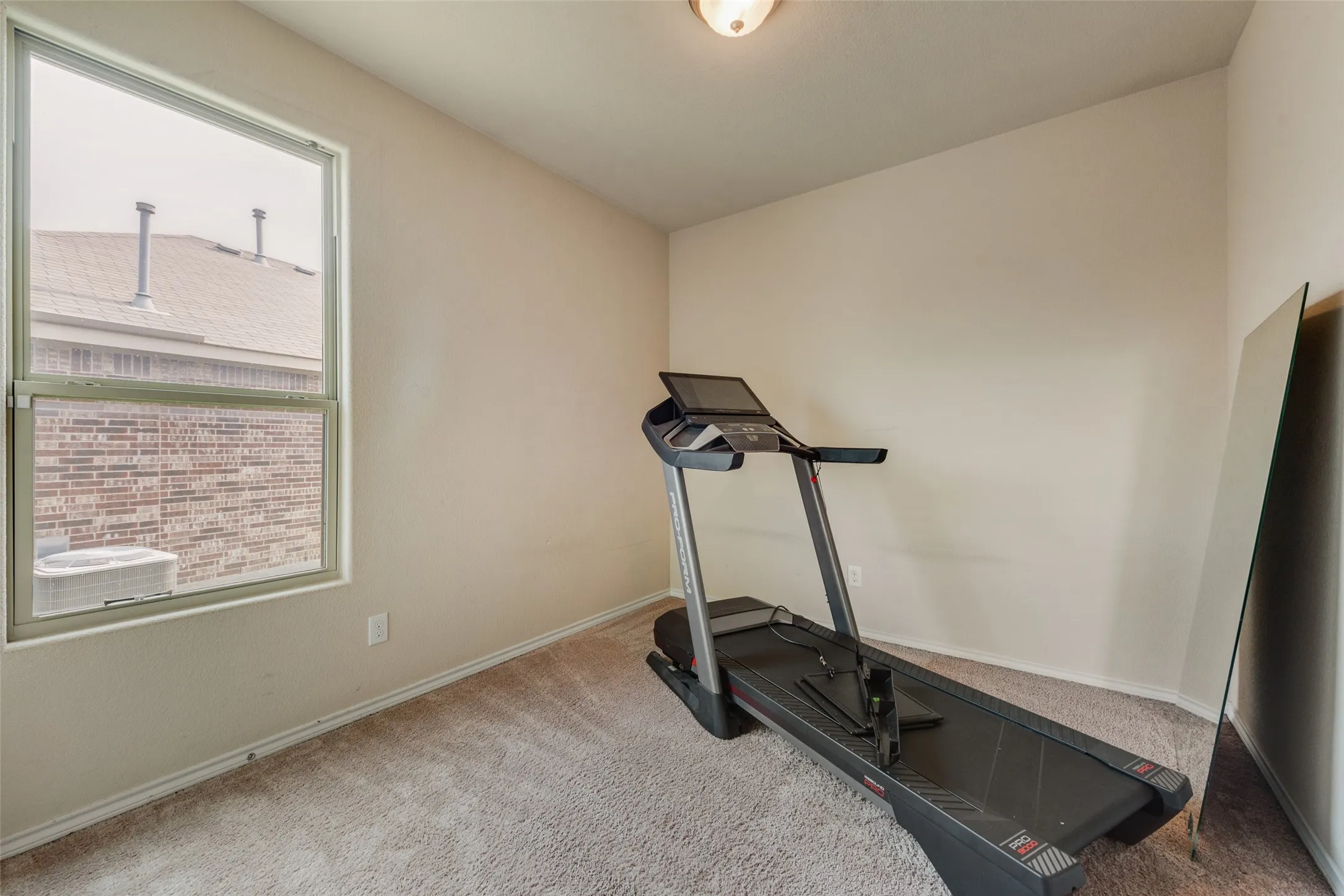 Single Family Residence For Sale in Tarrant County , 1733 Falling Star Drive, Fort Worth, Texas 76052, 4 Bedroom, 2 Bathroom, 2 Garage spaces, 1,592 Sqft, built in 2016, mls#21354940, Real Estate Agent in Fort Worth, Homes For Sale in Tarrant county, Homes For Sale in Fort Worth, Realtor in Fort Worth Texas, Real Estate Brokerage Independent Realty Texas, Luminita Cordes Realtor