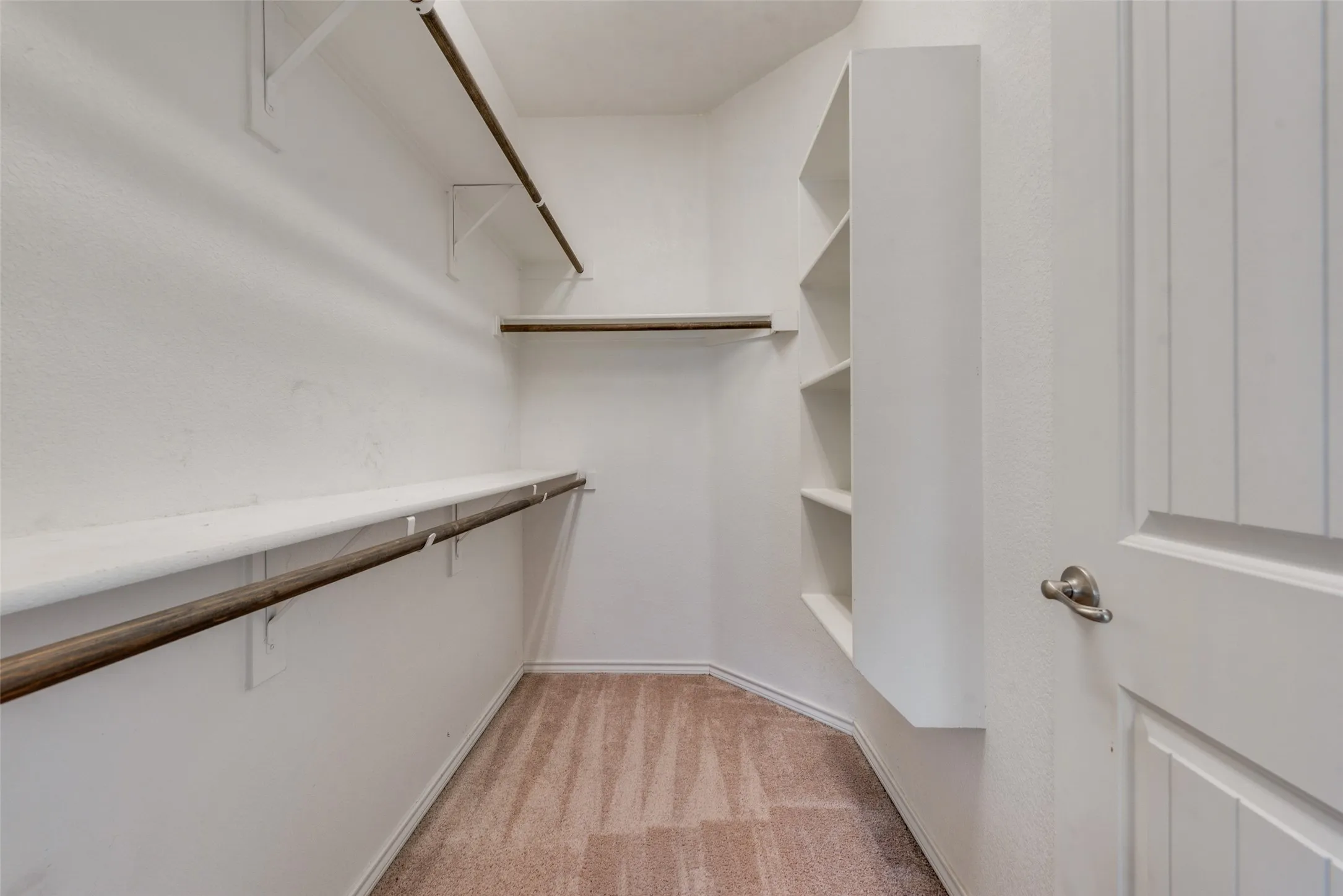 Single Family Residence For Sale in Tarrant County , 1733 Falling Star Drive, Fort Worth, Texas 76052, 4 Bedroom, 2 Bathroom, 2 Garage spaces, 1,592 Sqft, built in 2016, mls#21354940, Real Estate Agent in Fort Worth, Homes For Sale in Tarrant county, Homes For Sale in Fort Worth, Realtor in Fort Worth Texas, Real Estate Brokerage Independent Realty Texas, Luminita Cordes Realtor