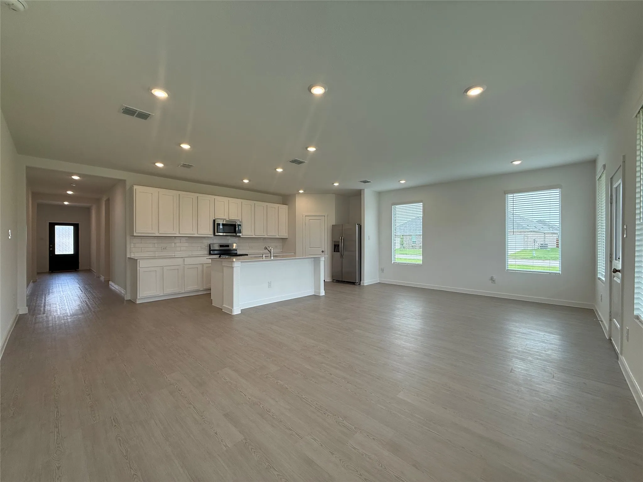 Single Family Residence For Rent in Collin County , 5105 Auburn Trace Lane, Princeton, Texas 75407, 4 Bedroom, 2 Bathroom, 2 Garage spaces, 2,062 Sqft, built in 2025, mls#21356017, Real Estate Agent in Princeton, Homes For Rent in Collin county, Homes For Rent in Princeton, Realtor in Princeton Texas, Real Estate Brokerage Independent Realty Texas, Luminita Cordes Realtor
