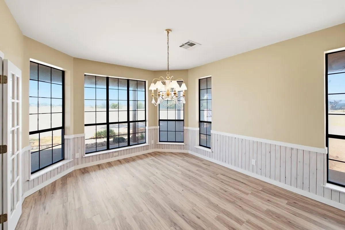 Single Family Residence For Sale in Hill County , 431 Hcr 2133, Whitney, Texas 76692, 3 Bedroom, 3 Bathroom, 2 Garage spaces, 2,633 Sqft, built in 0, mls#21338130, Real Estate Agent in Whitney, Homes For Sale in Hill county, Homes For Sale in Whitney, Realtor in Whitney Texas, Real Estate Brokerage Independent Realty Texas, Luminita Cordes Realtor