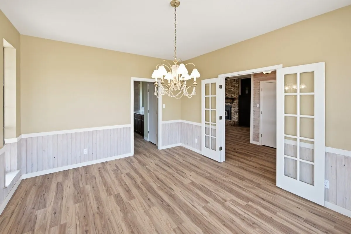 Single Family Residence For Sale in Hill County , 431 Hcr 2133, Whitney, Texas 76692, 3 Bedroom, 3 Bathroom, 2 Garage spaces, 2,633 Sqft, built in 0, mls#21338130, Real Estate Agent in Whitney, Homes For Sale in Hill county, Homes For Sale in Whitney, Realtor in Whitney Texas, Real Estate Brokerage Independent Realty Texas, Luminita Cordes Realtor