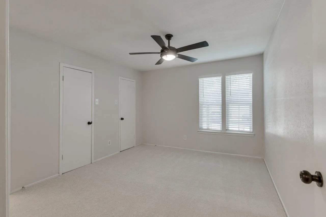 Condominium For Rent in Dallas County , 5300 Keller Springs Road 1057, Dallas, Texas 75248, 1 Bedroom, 2 Bathroom, Garage spaces, 897 Sqft, built in 1982, mls#21356034, Real Estate Agent in Dallas, Homes For Rent in Dallas county, Homes For Rent in Dallas, Realtor in Dallas Texas, Real Estate Brokerage Independent Realty Texas, Luminita Cordes Realtor