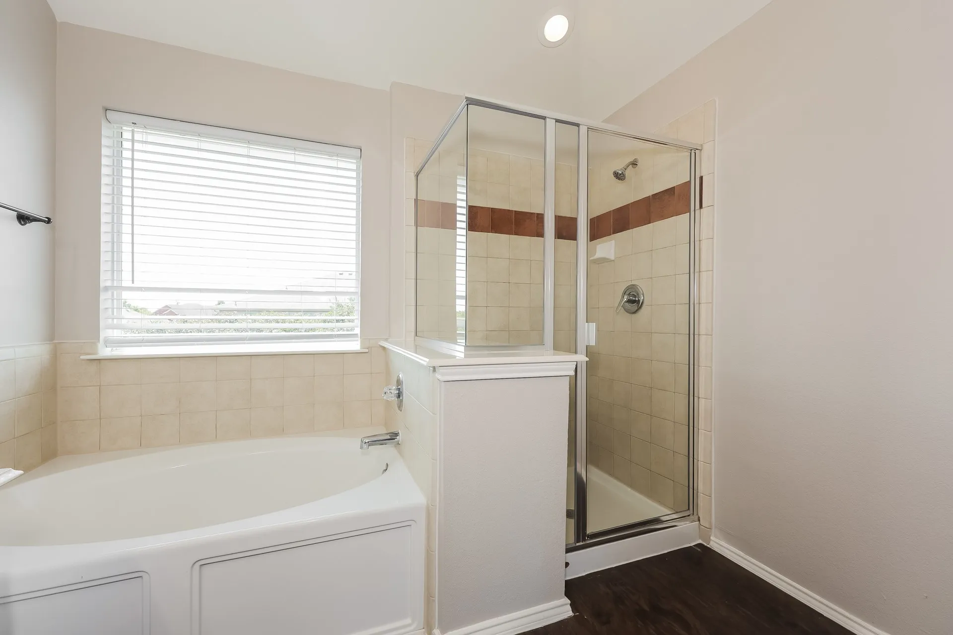 Single Family Residence For Sale in Tarrant County , 2410 Windcastle Drive, Mansfield, Texas 76063, 4 Bedroom, 3 Bathroom, 2 Garage spaces, 2,700 Sqft, built in 2005, mls#21351877, Real Estate Agent in Mansfield, Homes For Sale in Tarrant county, Homes For Sale in Mansfield, Realtor in Mansfield Texas, Real Estate Brokerage Independent Realty Texas, Luminita Cordes Realtor
