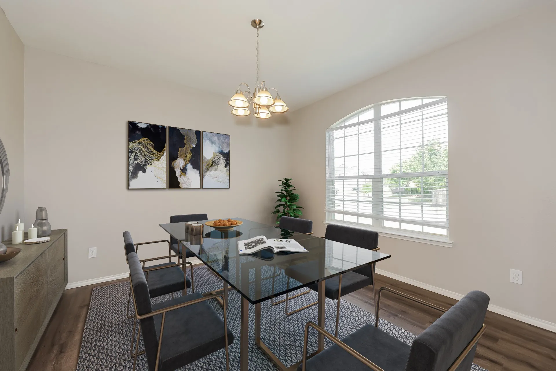 Single Family Residence For Sale in Tarrant County , 2410 Windcastle Drive, Mansfield, Texas 76063, 4 Bedroom, 3 Bathroom, 2 Garage spaces, 2,700 Sqft, built in 2005, mls#21351877, Real Estate Agent in Mansfield, Homes For Sale in Tarrant county, Homes For Sale in Mansfield, Realtor in Mansfield Texas, Real Estate Brokerage Independent Realty Texas, Luminita Cordes Realtor
