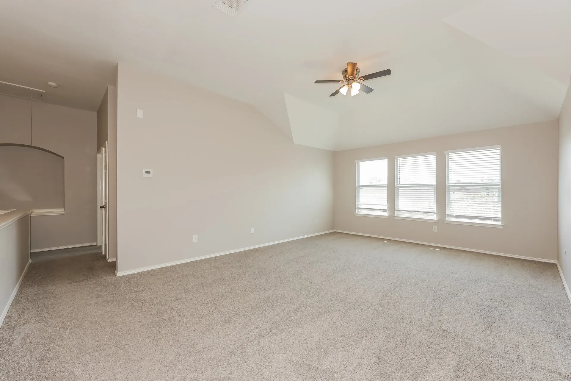 Single Family Residence For Sale in Tarrant County , 2410 Windcastle Drive, Mansfield, Texas 76063, 4 Bedroom, 3 Bathroom, 2 Garage spaces, 2,700 Sqft, built in 2005, mls#21351877, Real Estate Agent in Mansfield, Homes For Sale in Tarrant county, Homes For Sale in Mansfield, Realtor in Mansfield Texas, Real Estate Brokerage Independent Realty Texas, Luminita Cordes Realtor