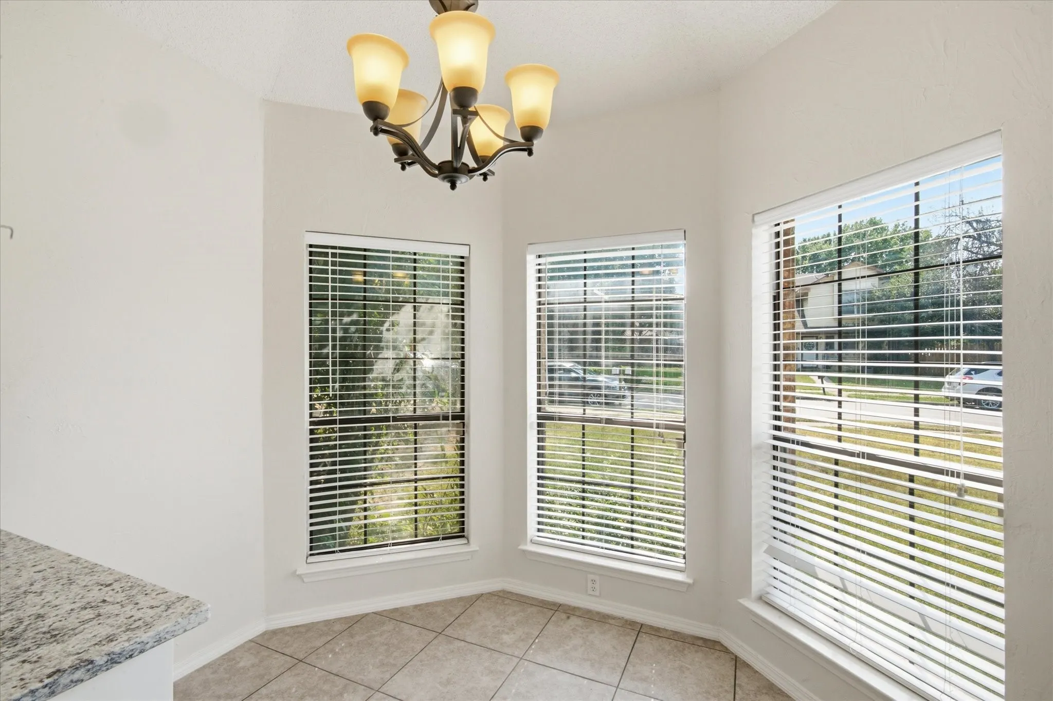 Single Family Residence For Sale in Dallas County , 4018 Smartt Street, Rowlett, Texas 75088, 4 Bedroom, 3 Bathroom, 2 Garage spaces, 1,907 Sqft, built in 1985, mls#21355419, Real Estate Agent in Rowlett, Homes For Sale in Dallas county, Homes For Sale in Rowlett, Realtor in Rowlett Texas, Real Estate Brokerage Independent Realty Texas, Luminita Cordes Realtor