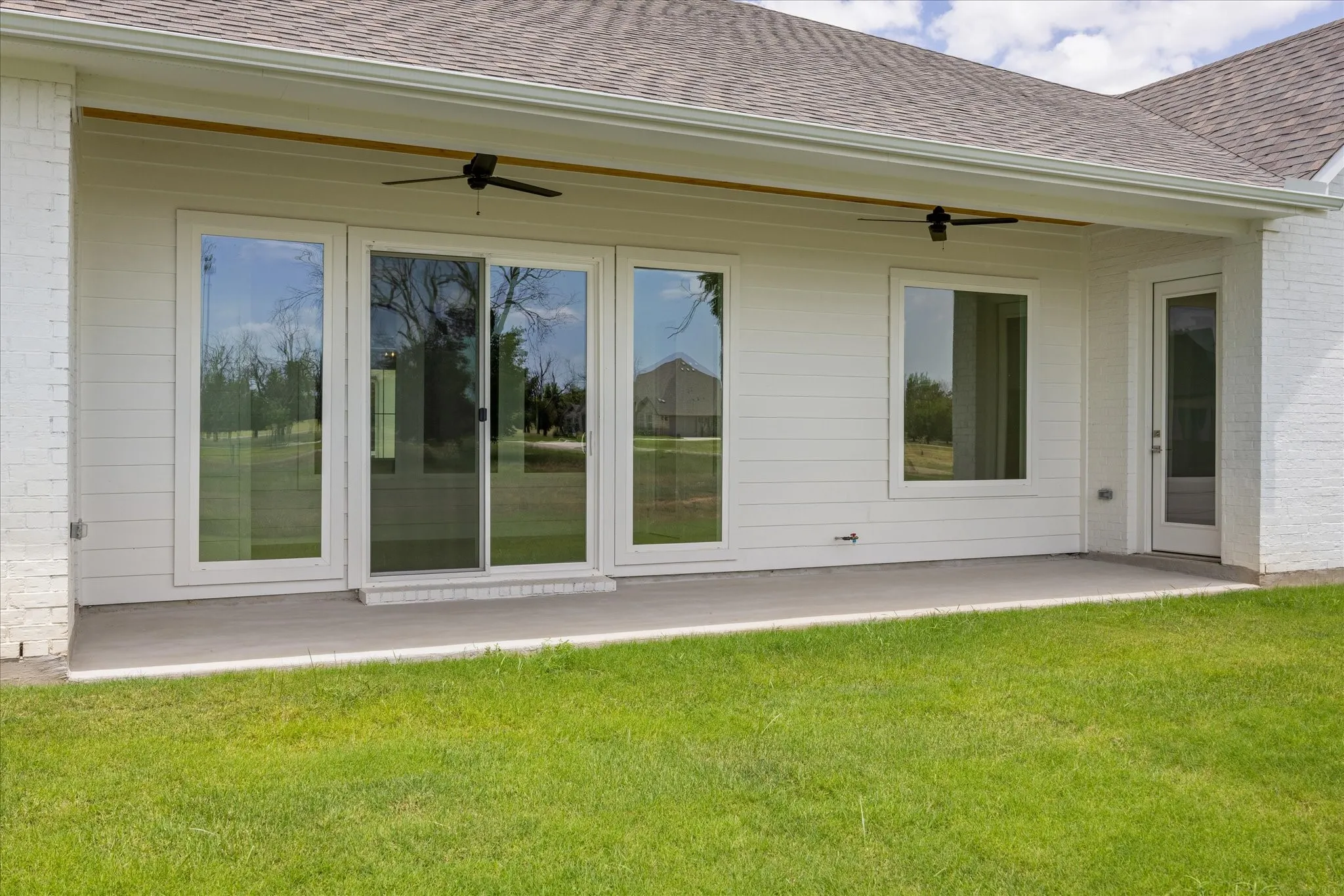 Single Family Residence For Sale in Hood County , 2188 Middlewood Circle, Granbury, Texas 76049, 4 Bedroom, 3 Bathroom, 3 Garage spaces, 3,003 Sqft, built in 2026, mls#21356004, Real Estate Agent in Granbury, Homes For Sale in Hood county, Homes For Sale in Granbury, Realtor in Granbury Texas, Real Estate Brokerage Independent Realty Texas, Luminita Cordes Realtor