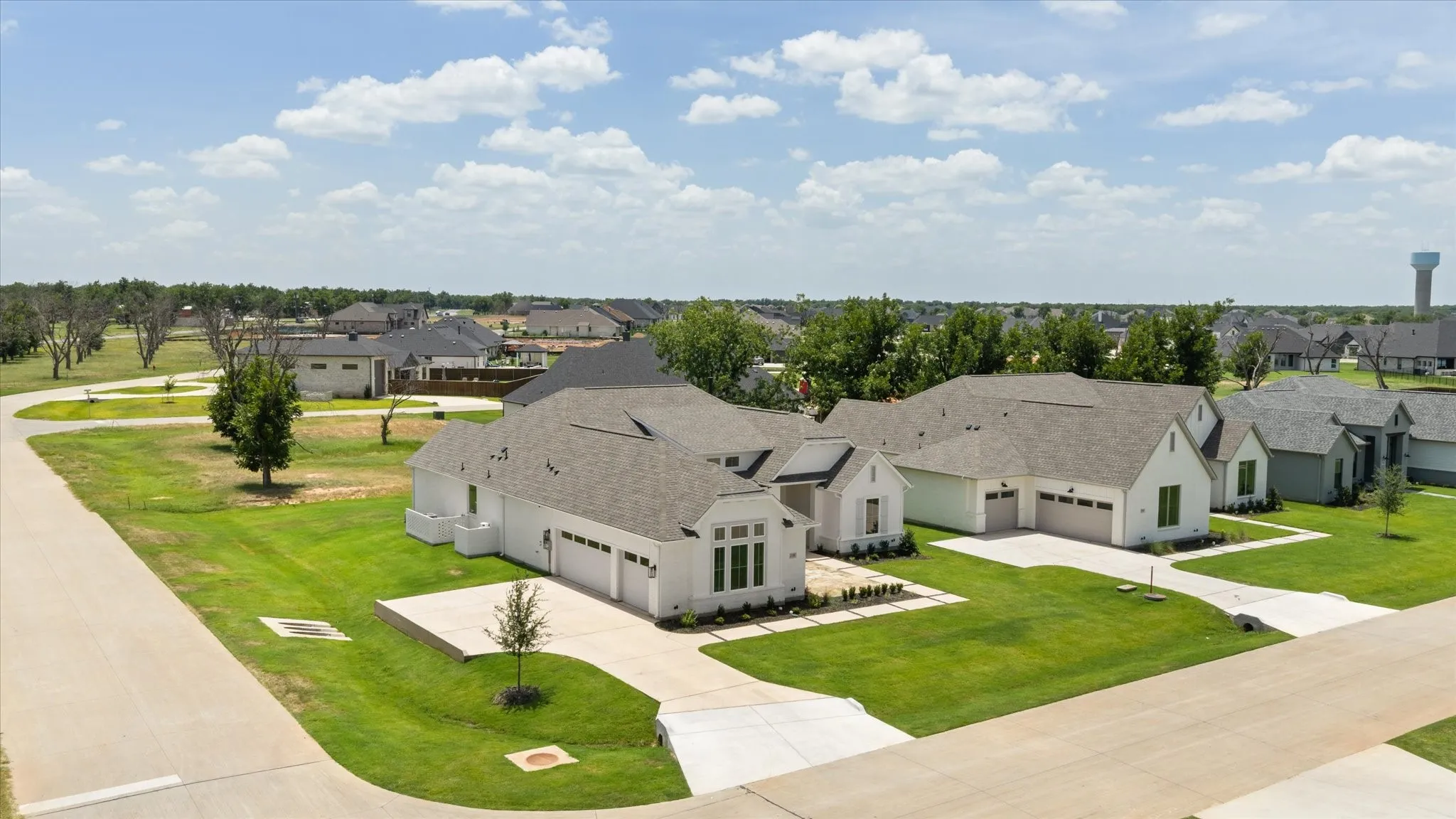 Single Family Residence For Sale in Hood County , 2188 Middlewood Circle, Granbury, Texas 76049, 4 Bedroom, 3 Bathroom, 3 Garage spaces, 3,003 Sqft, built in 2026, mls#21356004, Real Estate Agent in Granbury, Homes For Sale in Hood county, Homes For Sale in Granbury, Realtor in Granbury Texas, Real Estate Brokerage Independent Realty Texas, Luminita Cordes Realtor
