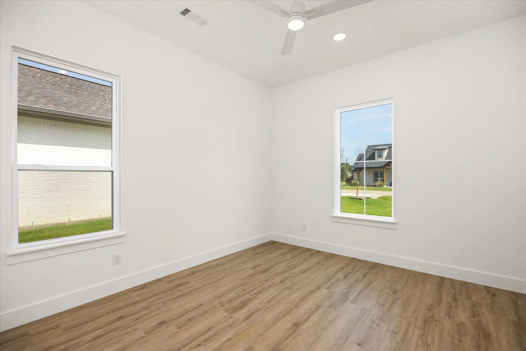Single Family Residence For Sale in Hood County , 2188 Middlewood Circle, Granbury, Texas 76049, 4 Bedroom, 3 Bathroom, 3 Garage spaces, 3,003 Sqft, built in 2026, mls#21356004, Real Estate Agent in Granbury, Homes For Sale in Hood county, Homes For Sale in Granbury, Realtor in Granbury Texas, Real Estate Brokerage Independent Realty Texas, Luminita Cordes Realtor