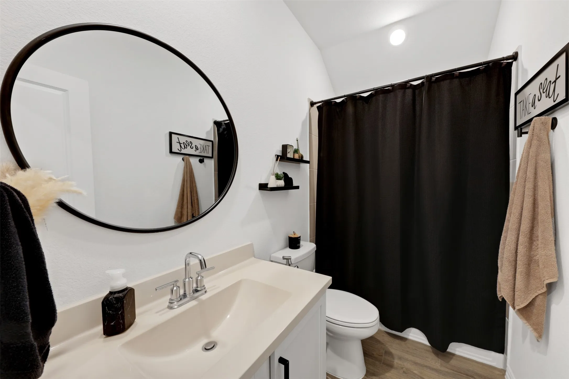 Single Family Residence For Sale in Collin County , 1209 Sweetgum Street, Princeton, Texas 75407, 4 Bedroom, 2 Bathroom, 2 Garage spaces, 1,961 Sqft, built in 2021, Price $349,999, mls#21355734, Real Estate Agent in Princeton, Homes For Sale in Collin county, Homes For Sale in Princeton, Realtor in Princeton Texas, Real Estate Brokerage Independent Realty Texas, Luminita Cordes Realtor