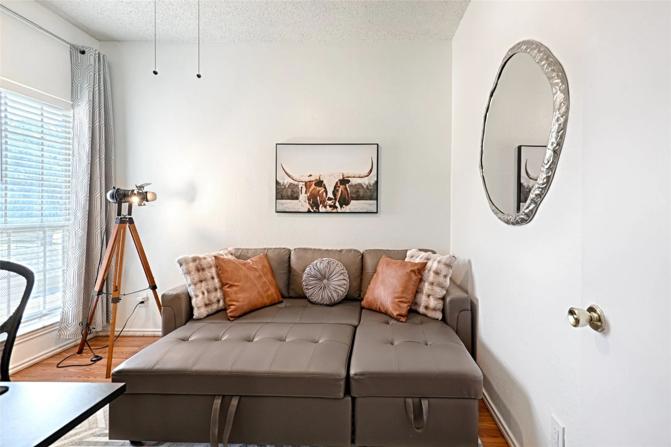 Condominium For Rent in Collin County , 1700 Amelia Court 224, Plano, Texas 75075, 2 Bedroom, 2 Bathroom, Garage spaces, 809 Sqft, built in 1984, Price $3,000, mls#21355090, Real Estate Agent in Plano, Homes For Rent in Collin county, Homes For Rent in Plano, Realtor in Plano Texas, Real Estate Brokerage Independent Realty Texas, Luminita Cordes Realtor