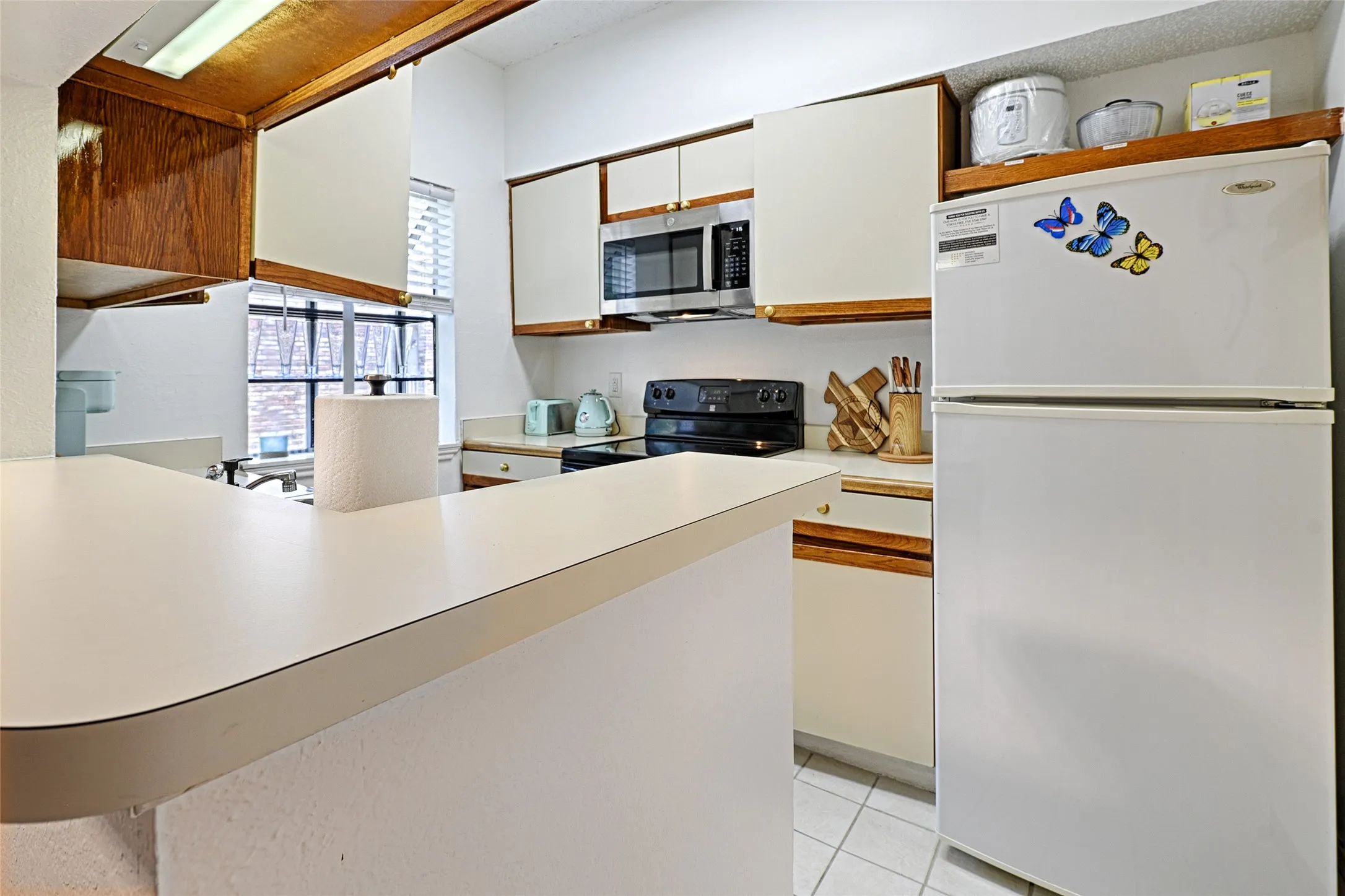 Condominium For Rent in Collin County , 1700 Amelia Court 224, Plano, Texas 75075, 2 Bedroom, 2 Bathroom, Garage spaces, 809 Sqft, built in 1984, Price $3,000, mls#21355090, Real Estate Agent in Plano, Homes For Rent in Collin county, Homes For Rent in Plano, Realtor in Plano Texas, Real Estate Brokerage Independent Realty Texas, Luminita Cordes Realtor