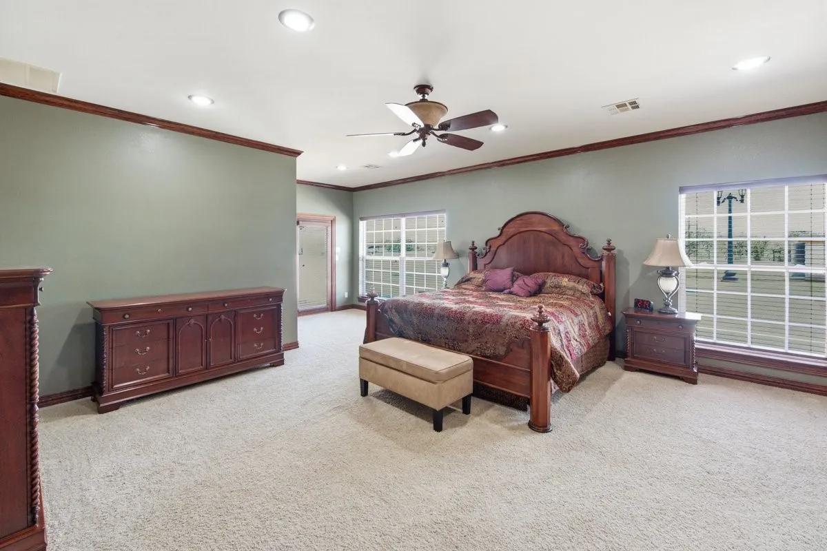 Single Family Residence For Sale in Hill County , 588 Hcr 1231, Whitney, Texas 76692, 4 Bedroom, 4 Bathroom, 3 Garage spaces, 3,750 Sqft, built in 2005, mls#21355041, Real Estate Agent in Whitney, Homes For Sale in Hill county, Homes For Sale in Whitney, Realtor in Whitney Texas, Real Estate Brokerage Independent Realty Texas, Luminita Cordes Realtor