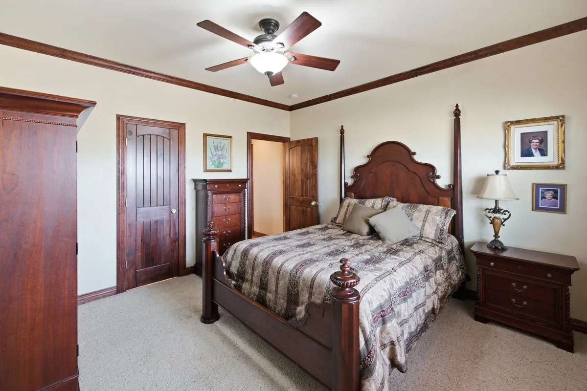 Single Family Residence For Sale in Hill County , 588 Hcr 1231, Whitney, Texas 76692, 4 Bedroom, 4 Bathroom, 3 Garage spaces, 3,750 Sqft, built in 2005, mls#21355041, Real Estate Agent in Whitney, Homes For Sale in Hill county, Homes For Sale in Whitney, Realtor in Whitney Texas, Real Estate Brokerage Independent Realty Texas, Luminita Cordes Realtor