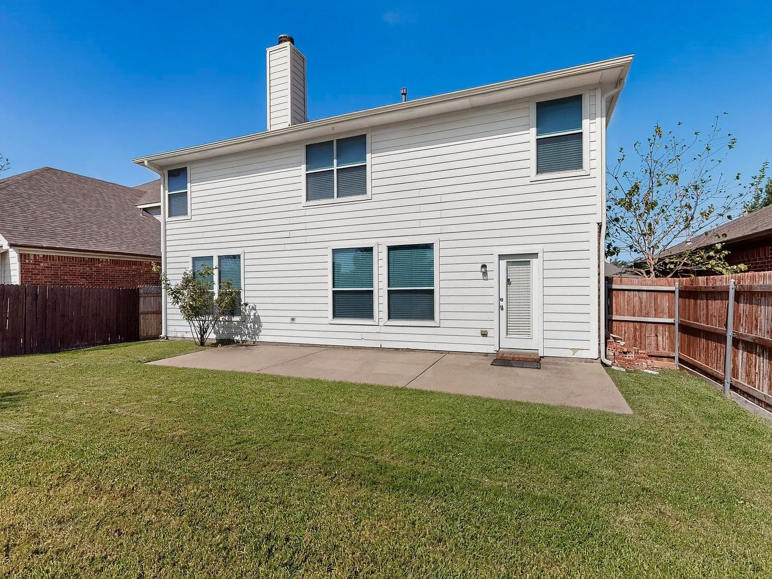 Single Family Residence For Rent in Tarrant County , 9906 Gessner Drive, Fort Worth, Texas 76244, 5 Bedroom, 4 Bathroom, 2 Garage spaces, 2,500 Sqft, built in 2006, mls#21354971, Real Estate Agent in Fort Worth, Homes For Rent in Tarrant county, Homes For Rent in Fort Worth, Realtor in Fort Worth Texas, Real Estate Brokerage Independent Realty Texas, Luminita Cordes Realtor