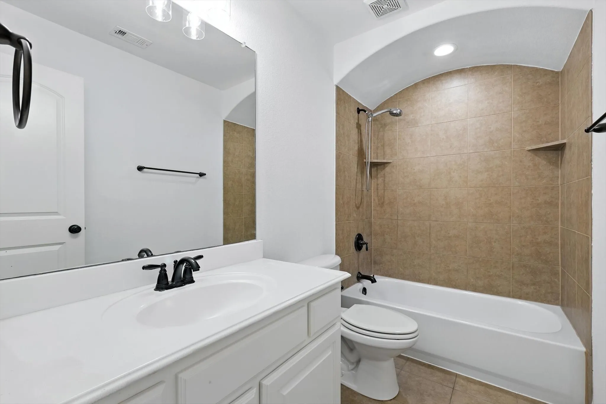 Single Family Residence For Rent in Collin County , 10421 Sexton Drive, Mc Kinney, Texas 75072, 4 Bedroom, 4 Bathroom, 2 Garage spaces, 3,678 Sqft, built in 2010, mls#21356084, Real Estate Agent in Mc Kinney, Homes For Rent in Collin county, Homes For Rent in Mc Kinney, Realtor in Mc Kinney Texas, Real Estate Brokerage Independent Realty Texas, Luminita Cordes Realtor