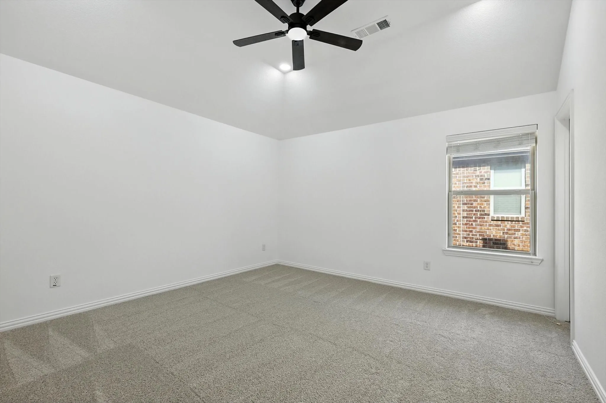 Single Family Residence For Rent in Collin County , 10421 Sexton Drive, Mc Kinney, Texas 75072, 4 Bedroom, 4 Bathroom, 2 Garage spaces, 3,678 Sqft, built in 2010, mls#21356084, Real Estate Agent in Mc Kinney, Homes For Rent in Collin county, Homes For Rent in Mc Kinney, Realtor in Mc Kinney Texas, Real Estate Brokerage Independent Realty Texas, Luminita Cordes Realtor