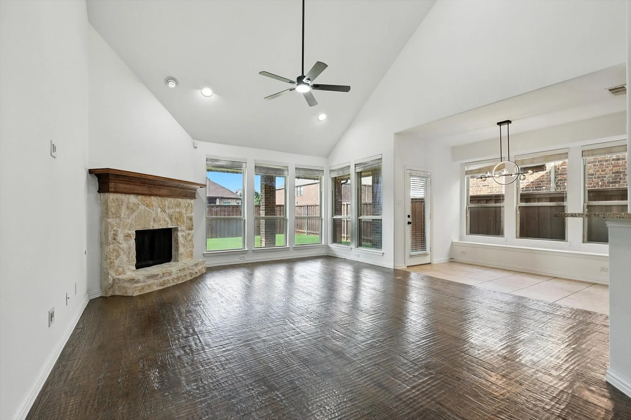 Single Family Residence For Rent in Collin County , 10421 Sexton Drive, Mc Kinney, Texas 75072, 4 Bedroom, 4 Bathroom, 2 Garage spaces, 3,678 Sqft, built in 2010, mls#21356084, Real Estate Agent in Mc Kinney, Homes For Rent in Collin county, Homes For Rent in Mc Kinney, Realtor in Mc Kinney Texas, Real Estate Brokerage Independent Realty Texas, Luminita Cordes Realtor