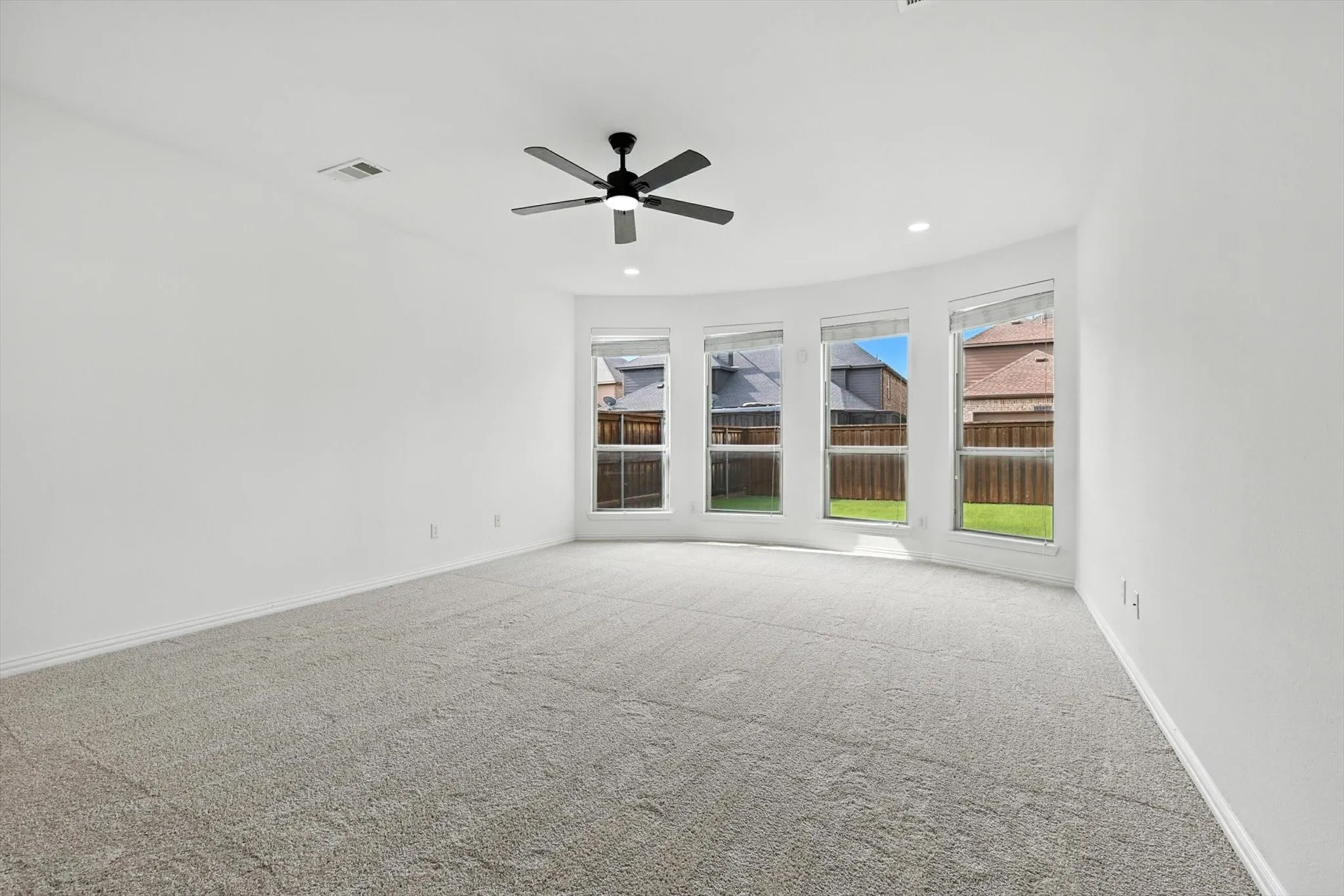 Single Family Residence For Rent in Collin County , 10421 Sexton Drive, Mc Kinney, Texas 75072, 4 Bedroom, 4 Bathroom, 2 Garage spaces, 3,678 Sqft, built in 2010, mls#21356084, Real Estate Agent in Mc Kinney, Homes For Rent in Collin county, Homes For Rent in Mc Kinney, Realtor in Mc Kinney Texas, Real Estate Brokerage Independent Realty Texas, Luminita Cordes Realtor