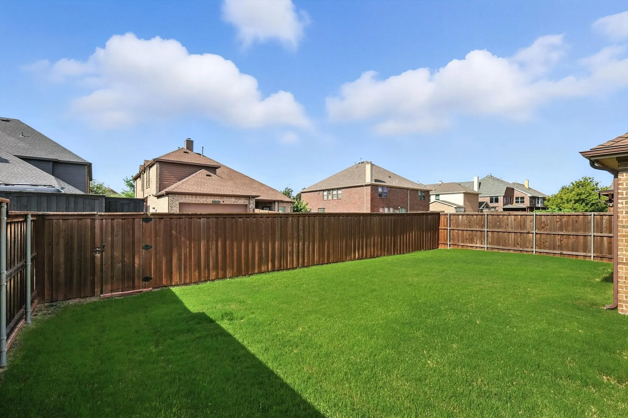 Single Family Residence For Rent in Collin County , 10421 Sexton Drive, Mc Kinney, Texas 75072, 4 Bedroom, 4 Bathroom, 2 Garage spaces, 3,678 Sqft, built in 2010, mls#21356084, Real Estate Agent in Mc Kinney, Homes For Rent in Collin county, Homes For Rent in Mc Kinney, Realtor in Mc Kinney Texas, Real Estate Brokerage Independent Realty Texas, Luminita Cordes Realtor