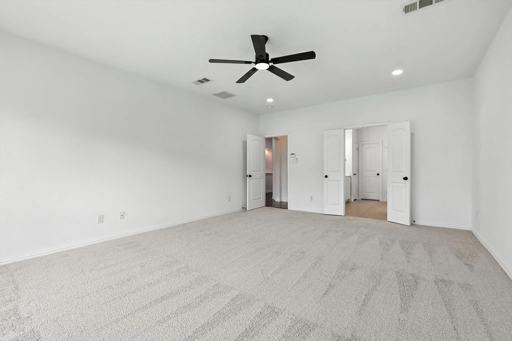 Single Family Residence For Rent in Collin County , 10421 Sexton Drive, Mc Kinney, Texas 75072, 4 Bedroom, 4 Bathroom, 2 Garage spaces, 3,678 Sqft, built in 2010, mls#21356084, Real Estate Agent in Mc Kinney, Homes For Rent in Collin county, Homes For Rent in Mc Kinney, Realtor in Mc Kinney Texas, Real Estate Brokerage Independent Realty Texas, Luminita Cordes Realtor