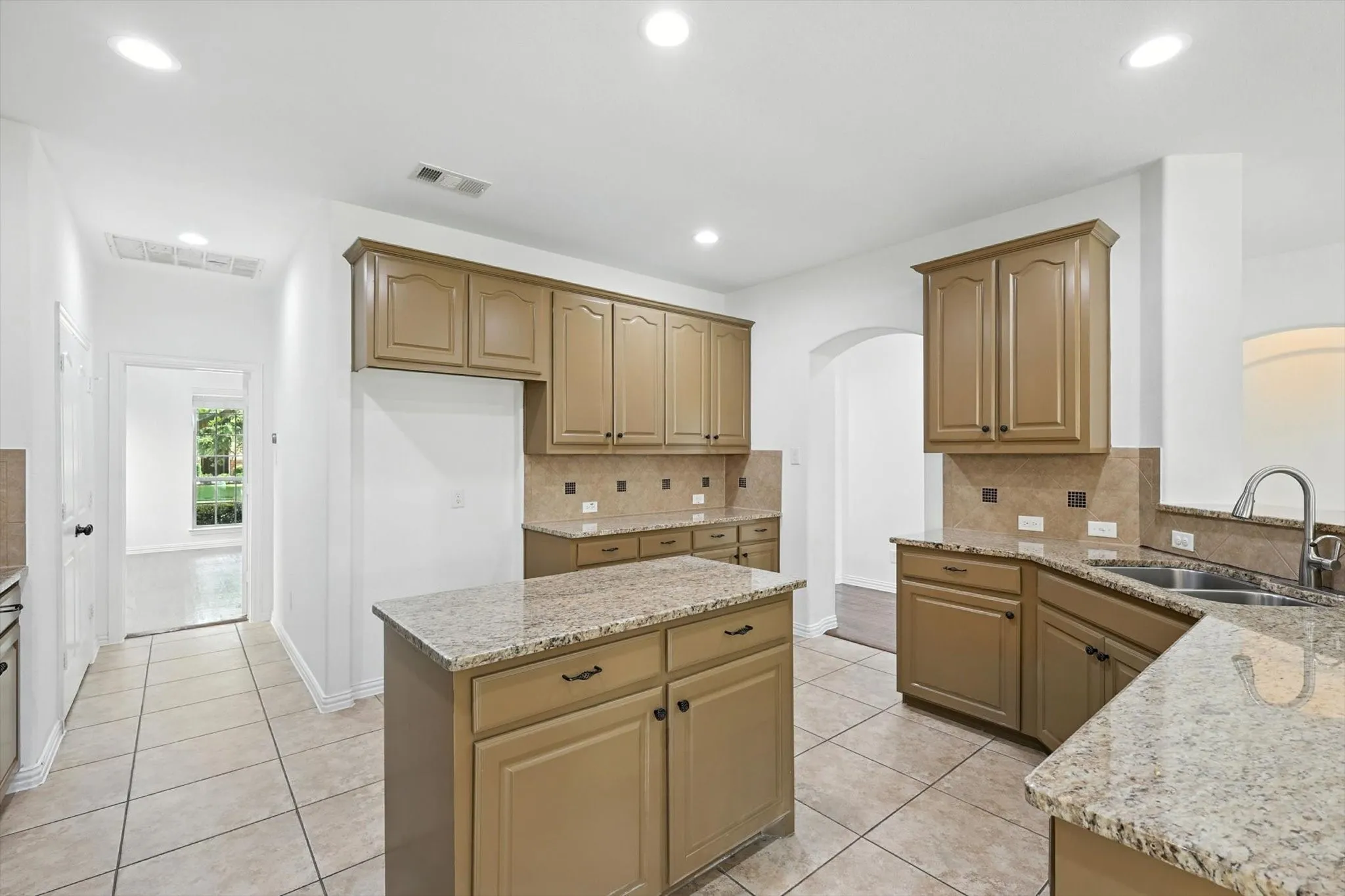 Single Family Residence For Rent in Collin County , 10421 Sexton Drive, Mc Kinney, Texas 75072, 4 Bedroom, 4 Bathroom, 2 Garage spaces, 3,678 Sqft, built in 2010, mls#21356084, Real Estate Agent in Mc Kinney, Homes For Rent in Collin county, Homes For Rent in Mc Kinney, Realtor in Mc Kinney Texas, Real Estate Brokerage Independent Realty Texas, Luminita Cordes Realtor