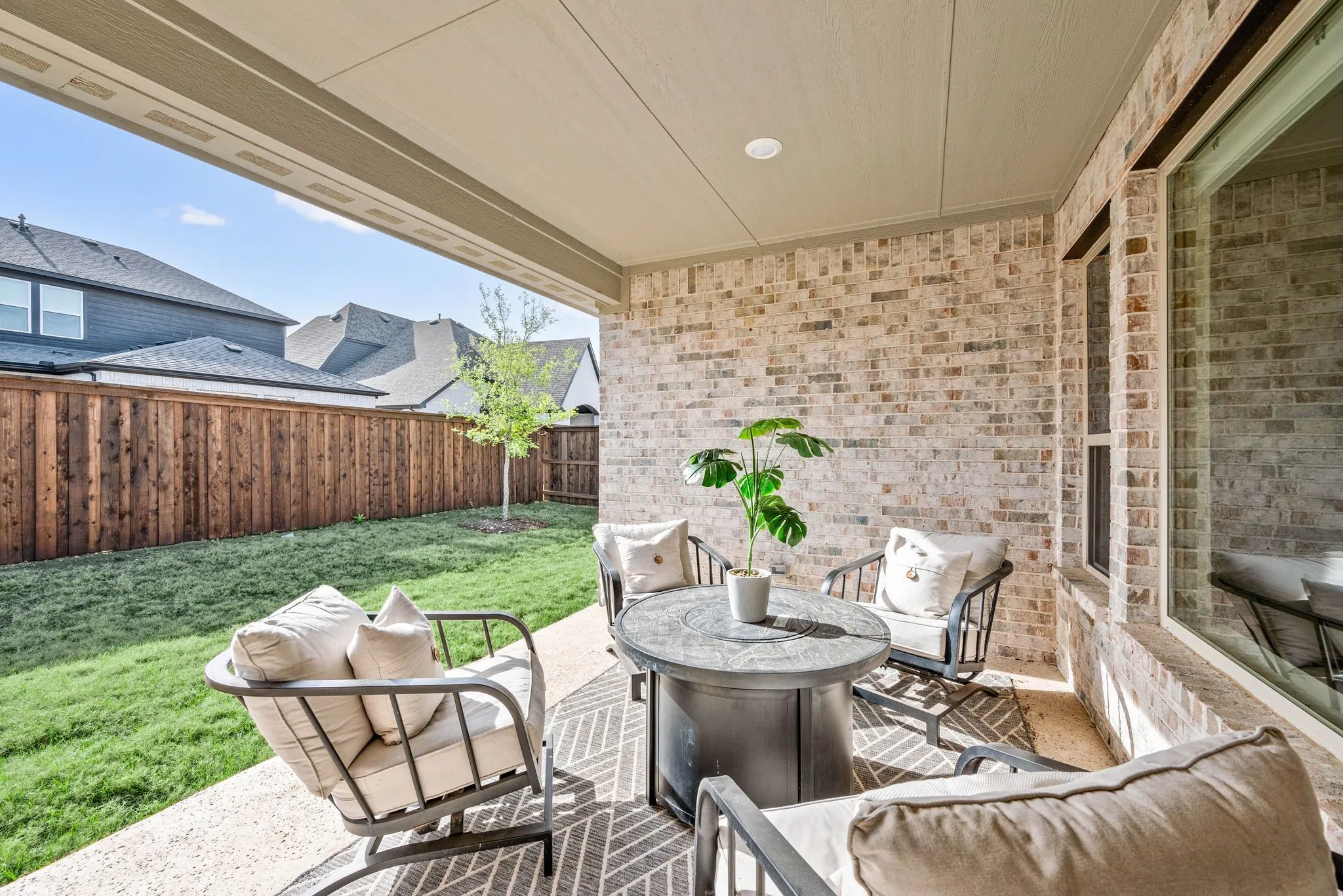 Single Family Residence For Sale in Denton County , 2501 Bedford Road, Northlake, Texas 76226, 4 Bedroom, 3 Bathroom, 3 Garage spaces, 3,089 Sqft, built in 2022, mls#21355193, Real Estate Agent in Northlake, Homes For Sale in Denton county, Homes For Sale in Northlake, Realtor in Northlake Texas, Real Estate Brokerage Independent Realty Texas, Luminita Cordes Realtor