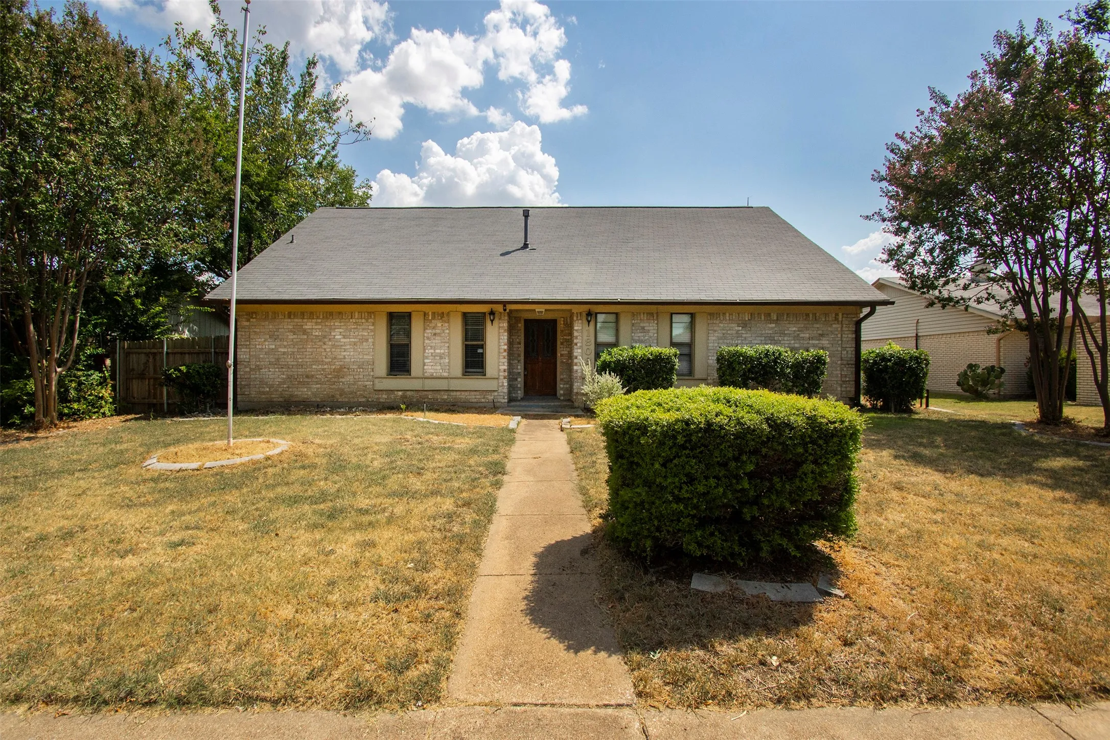 Single Family Residence For Sale in Dallas County , 1808 Rainbow Drive, Richardson, Texas 75081, 4 Bedroom, 3 Bathroom, 2 Garage spaces, 2,136 Sqft, built in 1971, Price $389,000, mls#21348448, Real Estate Agent in Richardson, Homes For Sale in Dallas county, Homes For Sale in Richardson, Realtor in Richardson Texas, Real Estate Brokerage Independent Realty Texas, Luminita Cordes Realtor
