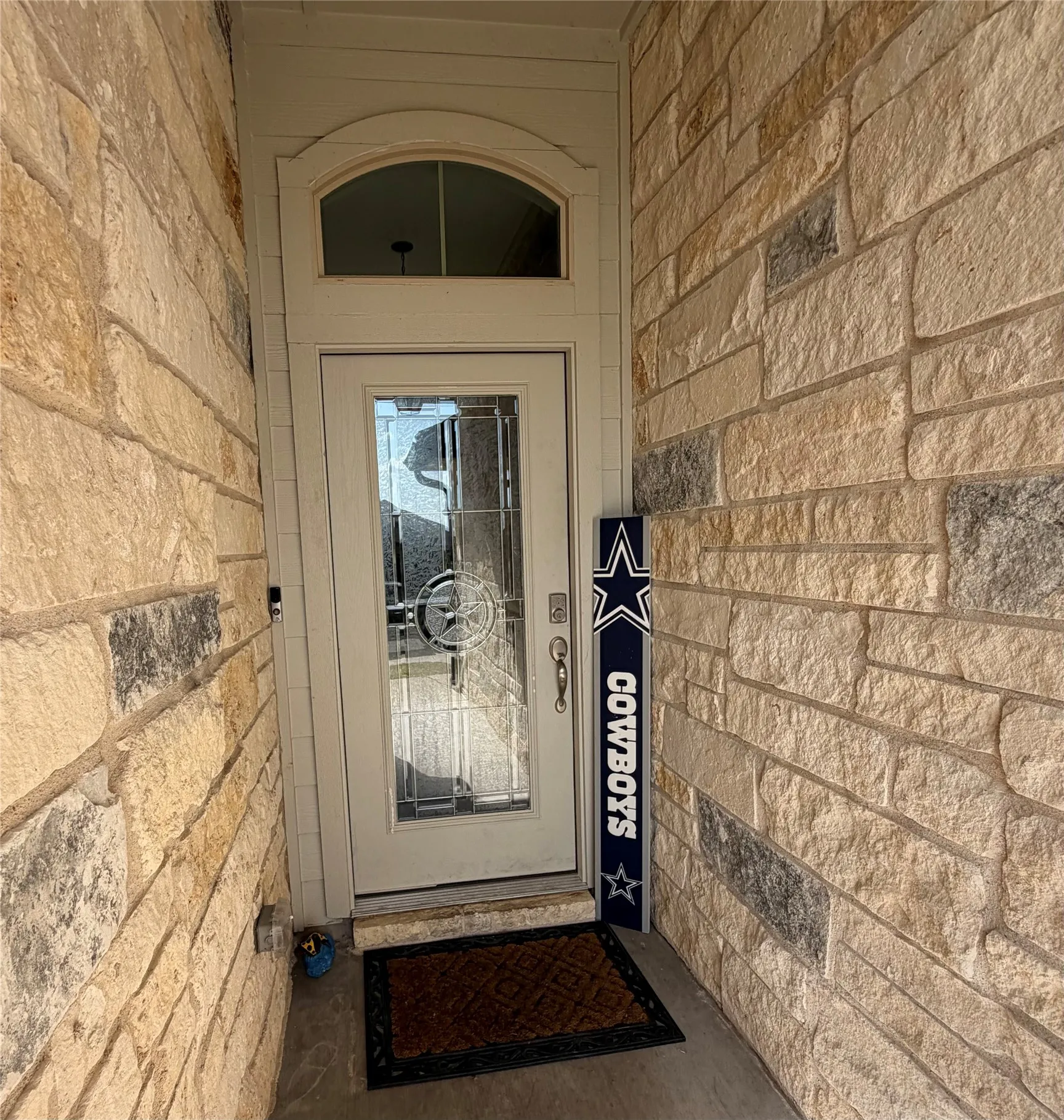 Single Family Residence For Sale in Mc Lennan County , 2808 Risinger Road, Lorena, Texas 76655, 4 Bedroom, 2 Bathroom, 2 Garage spaces, 1,837 Sqft, built in 2021, mls#21356022, Real Estate Agent in Lorena, Homes For Sale in Mc Lennan county, Homes For Sale in Lorena, Realtor in Lorena Texas, Real Estate Brokerage Independent Realty Texas, Luminita Cordes Realtor