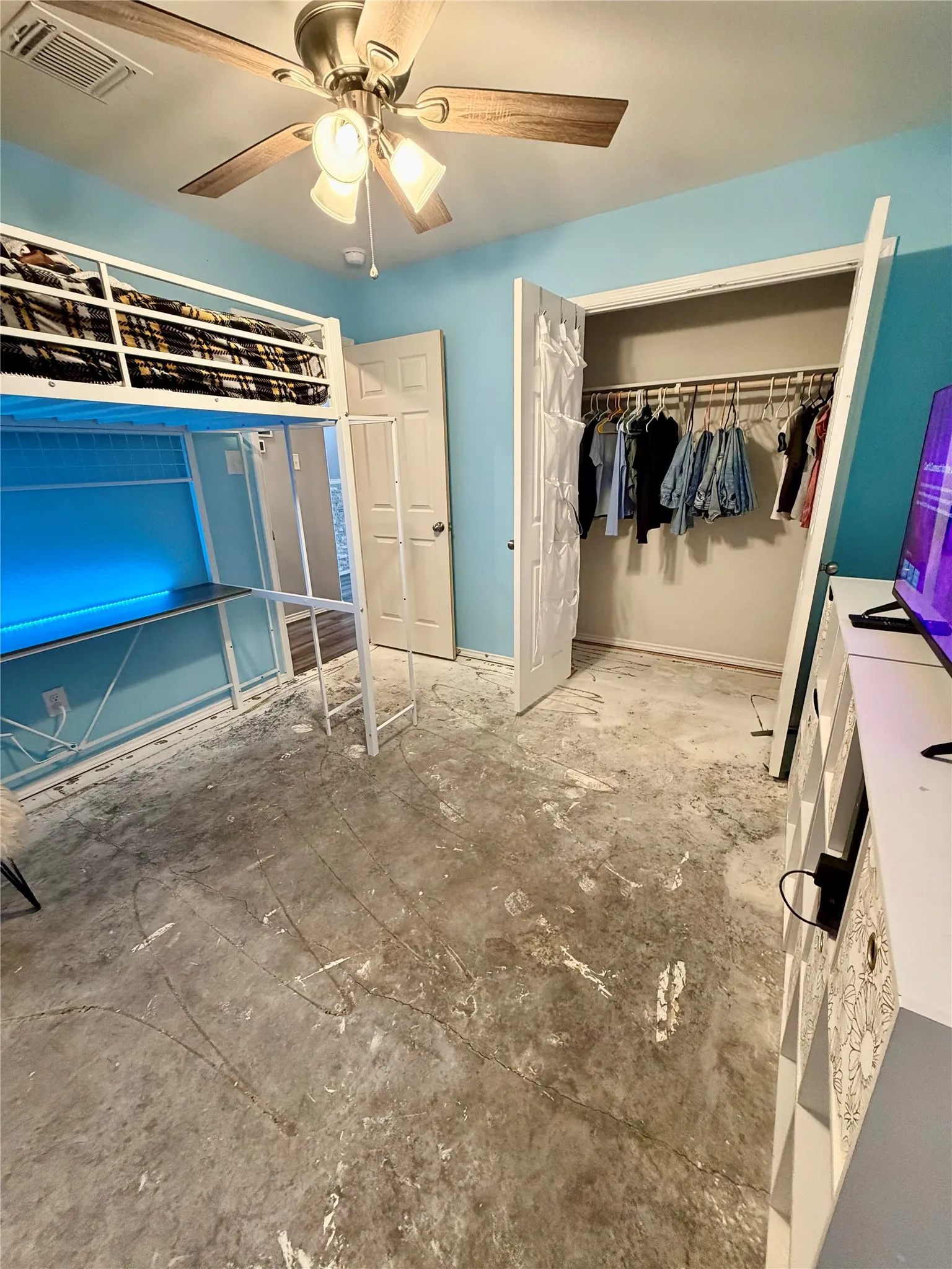 Single Family Residence For Sale in Mc Lennan County , 2808 Risinger Road, Lorena, Texas 76655, 4 Bedroom, 2 Bathroom, 2 Garage spaces, 1,837 Sqft, built in 2021, mls#21356022, Real Estate Agent in Lorena, Homes For Sale in Mc Lennan county, Homes For Sale in Lorena, Realtor in Lorena Texas, Real Estate Brokerage Independent Realty Texas, Luminita Cordes Realtor