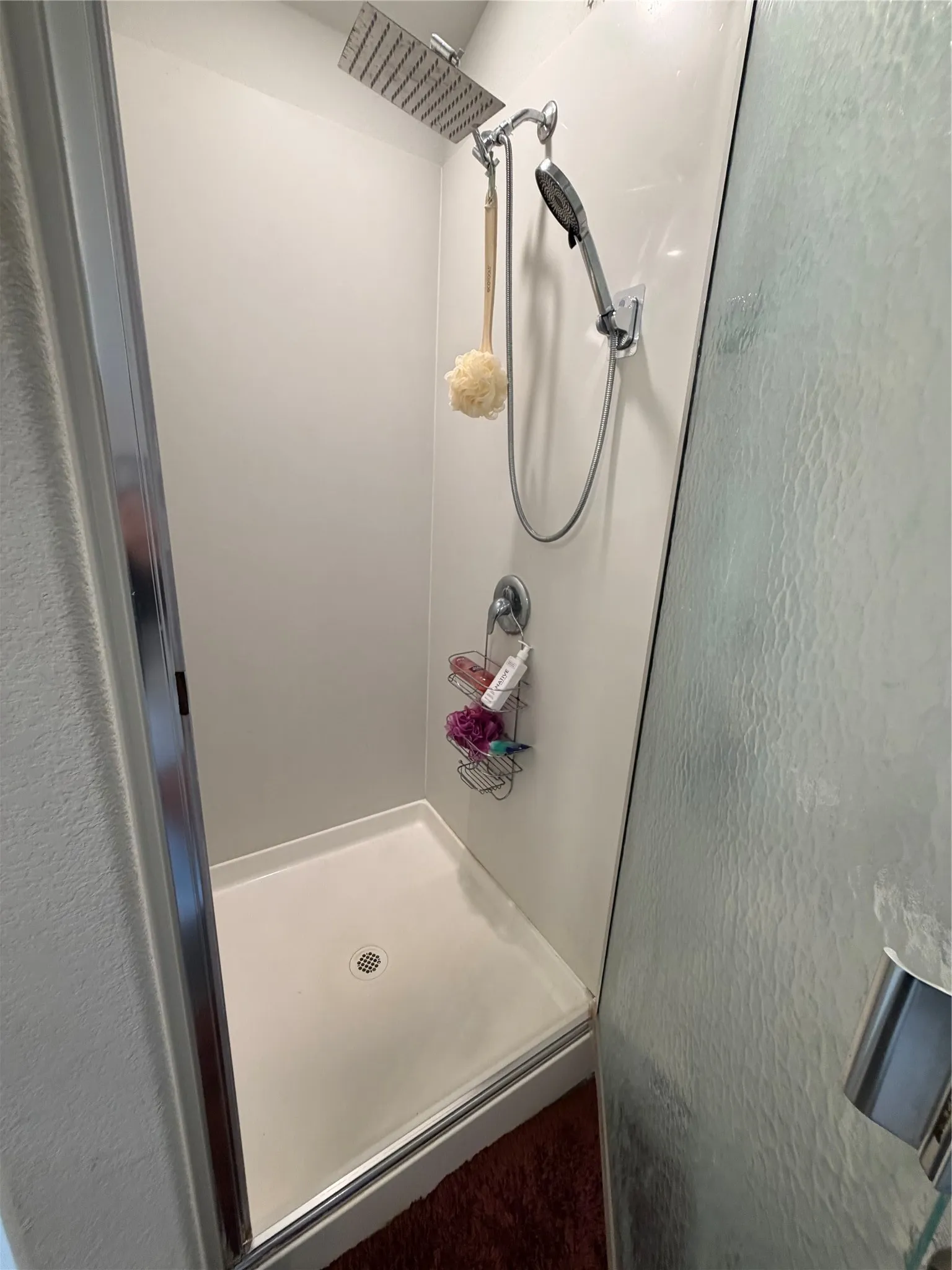 Single Family Residence For Sale in Mc Lennan County , 2808 Risinger Road, Lorena, Texas 76655, 4 Bedroom, 2 Bathroom, 2 Garage spaces, 1,837 Sqft, built in 2021, mls#21356022, Real Estate Agent in Lorena, Homes For Sale in Mc Lennan county, Homes For Sale in Lorena, Realtor in Lorena Texas, Real Estate Brokerage Independent Realty Texas, Luminita Cordes Realtor