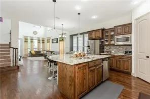 Single Family Residence For Rent in Denton County , 4417 Keokuk Drive, Carrollton, Texas 75010, 4 Bedrooms, 3 Bathrooms, 2 Garage spaces, 2,906 Sqft, built in 2015, Price $3,600, mls#21356090, Real Estate Agent in Carrollton, Homes For Rent in Denton county, Homes For Rent in Carrollton, Realtor in Carrollton Texas, Real Estate Brokerage Independent Realty Texas, Luminita Cordes Realtor