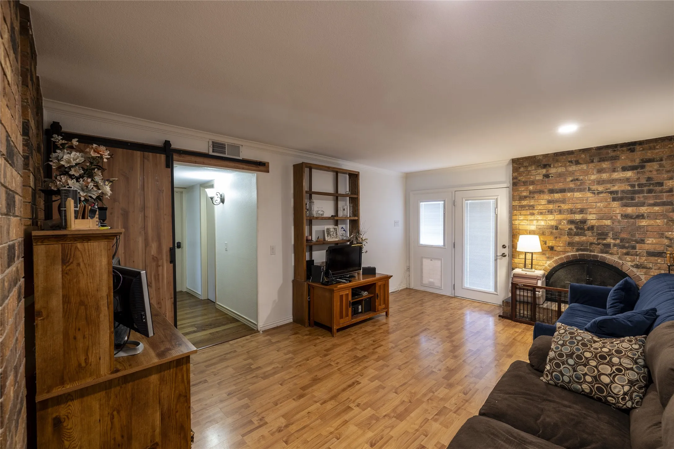 Single Family Residence For Sale in Dallas County , 1316 Northpark Drive, Richardson, Texas 75081, 3 Bedroom, 3 Bathroom, 2 Garage spaces, 2,088 Sqft, built in 1968, Price $490,000, mls#21356110, Real Estate Agent in Richardson, Homes For Sale in Dallas county, Homes For Sale in Richardson, Realtor in Richardson Texas, Real Estate Brokerage Independent Realty Texas, Luminita Cordes Realtor