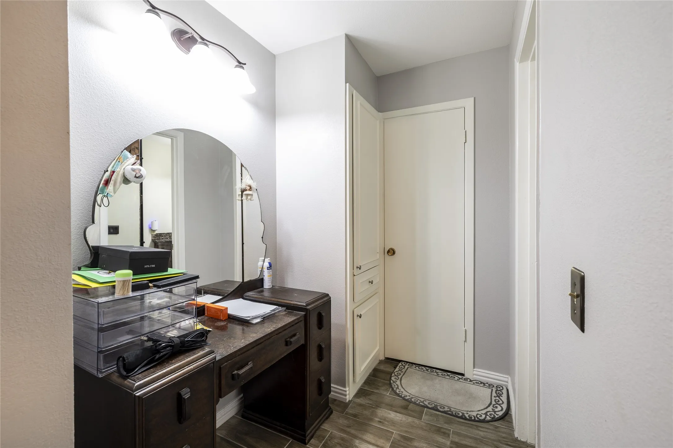 Single Family Residence For Sale in Dallas County , 1316 Northpark Drive, Richardson, Texas 75081, 3 Bedroom, 3 Bathroom, 2 Garage spaces, 2,088 Sqft, built in 1968, Price $490,000, mls#21356110, Real Estate Agent in Richardson, Homes For Sale in Dallas county, Homes For Sale in Richardson, Realtor in Richardson Texas, Real Estate Brokerage Independent Realty Texas, Luminita Cordes Realtor