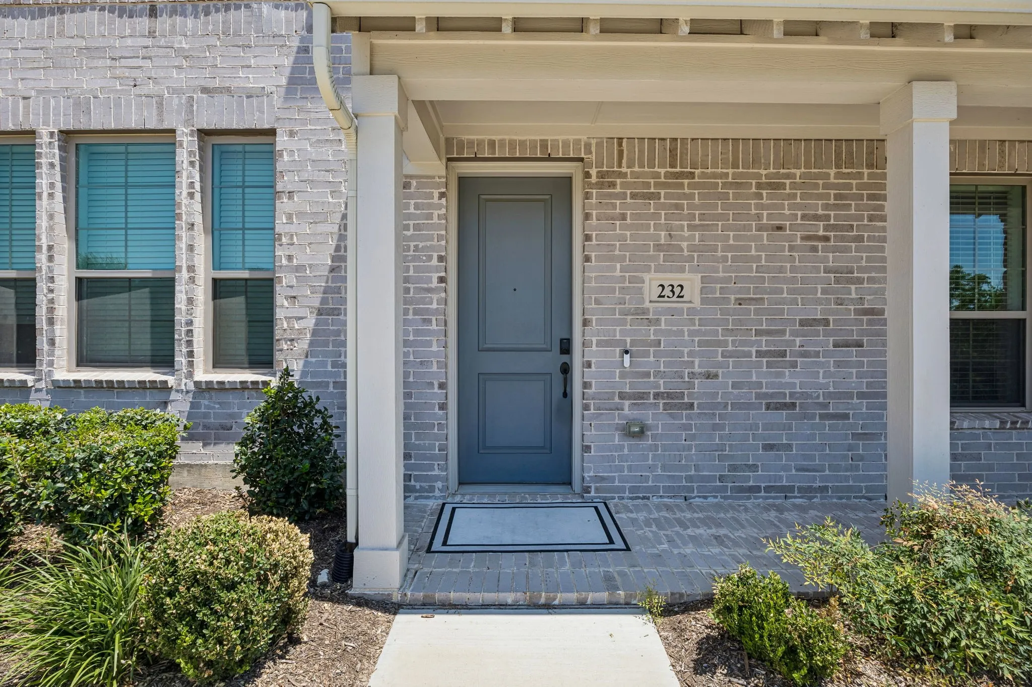 Townhouse For Sale in Tarrant County , 232 Spring Hill Road, Flower Mound, Texas 75028, 2 Bedroom, 3 Bathroom, 2 Garage spaces, 1,513 Sqft, built in 2022, mls#21356080, Real Estate Agent in Flower Mound, Homes For Sale in Tarrant county, Homes For Sale in Flower Mound, Realtor in Flower Mound Texas, Real Estate Brokerage Independent Realty Texas, Luminita Cordes Realtor