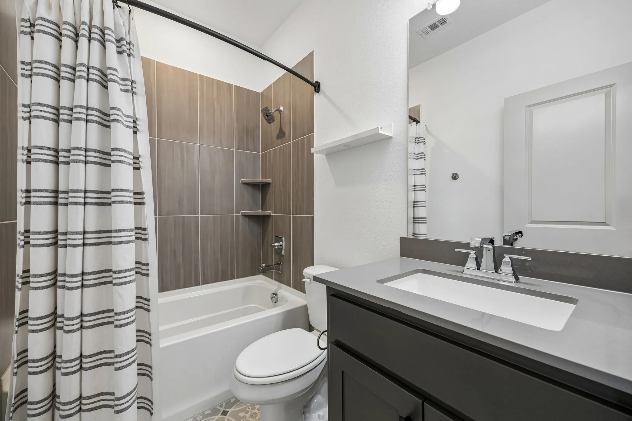 Townhouse For Sale in Tarrant County , 232 Spring Hill Road, Flower Mound, Texas 75028, 2 Bedroom, 3 Bathroom, 2 Garage spaces, 1,513 Sqft, built in 2022, mls#21356080, Real Estate Agent in Flower Mound, Homes For Sale in Tarrant county, Homes For Sale in Flower Mound, Realtor in Flower Mound Texas, Real Estate Brokerage Independent Realty Texas, Luminita Cordes Realtor