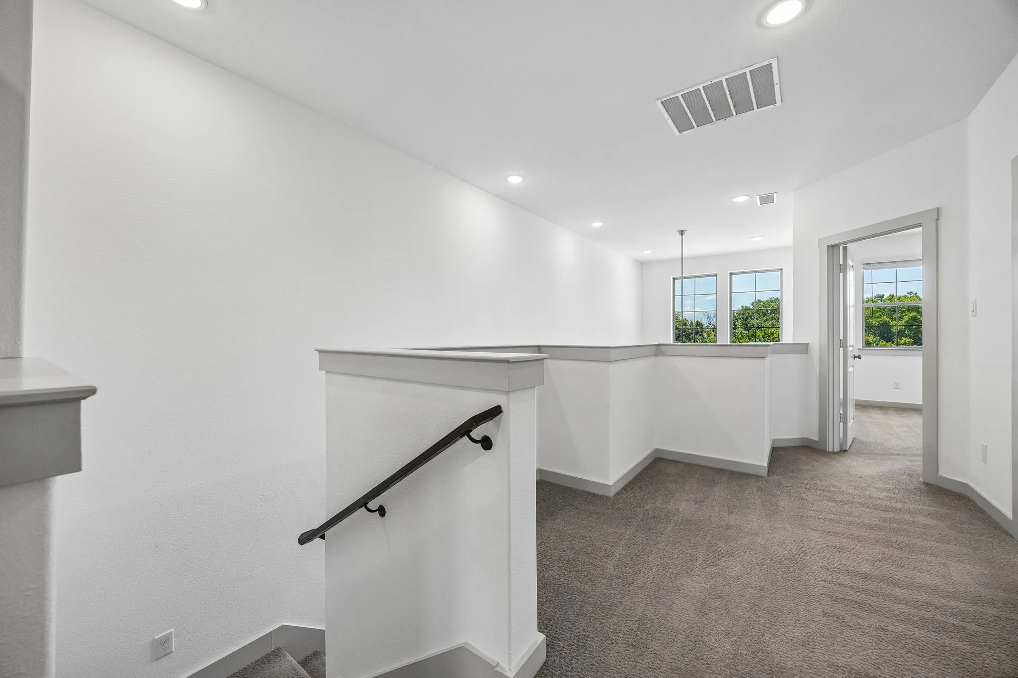 Townhouse For Sale in Tarrant County , 232 Spring Hill Road, Flower Mound, Texas 75028, 2 Bedroom, 3 Bathroom, 2 Garage spaces, 1,513 Sqft, built in 2022, mls#21356080, Real Estate Agent in Flower Mound, Homes For Sale in Tarrant county, Homes For Sale in Flower Mound, Realtor in Flower Mound Texas, Real Estate Brokerage Independent Realty Texas, Luminita Cordes Realtor