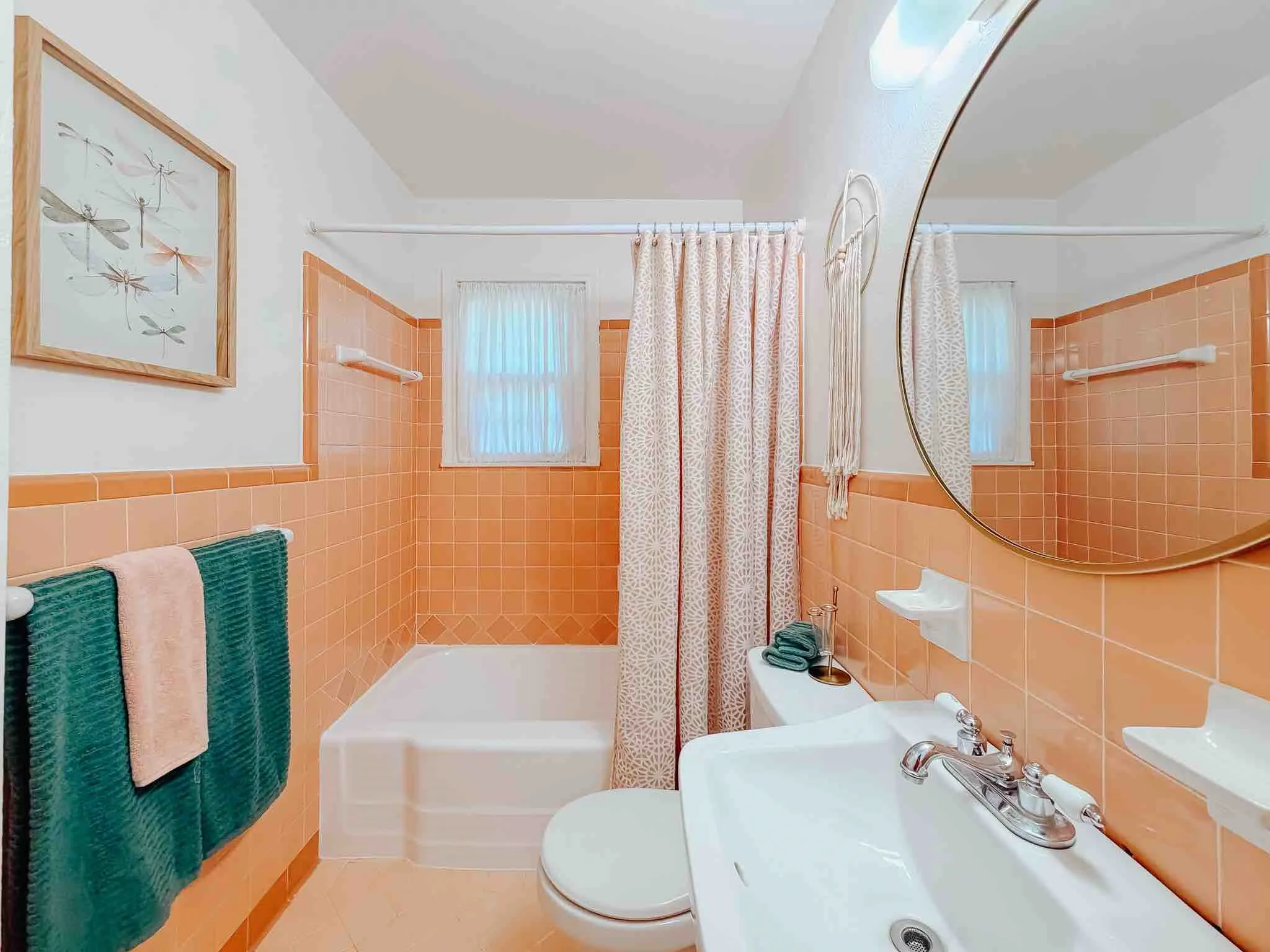 Single Family Residence For Sale in Ellis County , 602 Richmond Lane, Waxahachie, Texas 75165, 3 Bedroom, 2 Bathroom, Garage spaces, 1,374 Sqft, built in 1957, mls#21354073, Real Estate Agent in Waxahachie, Homes For Sale in Ellis county, Homes For Sale in Waxahachie, Realtor in Waxahachie Texas, Real Estate Brokerage Independent Realty Texas, Luminita Cordes Realtor