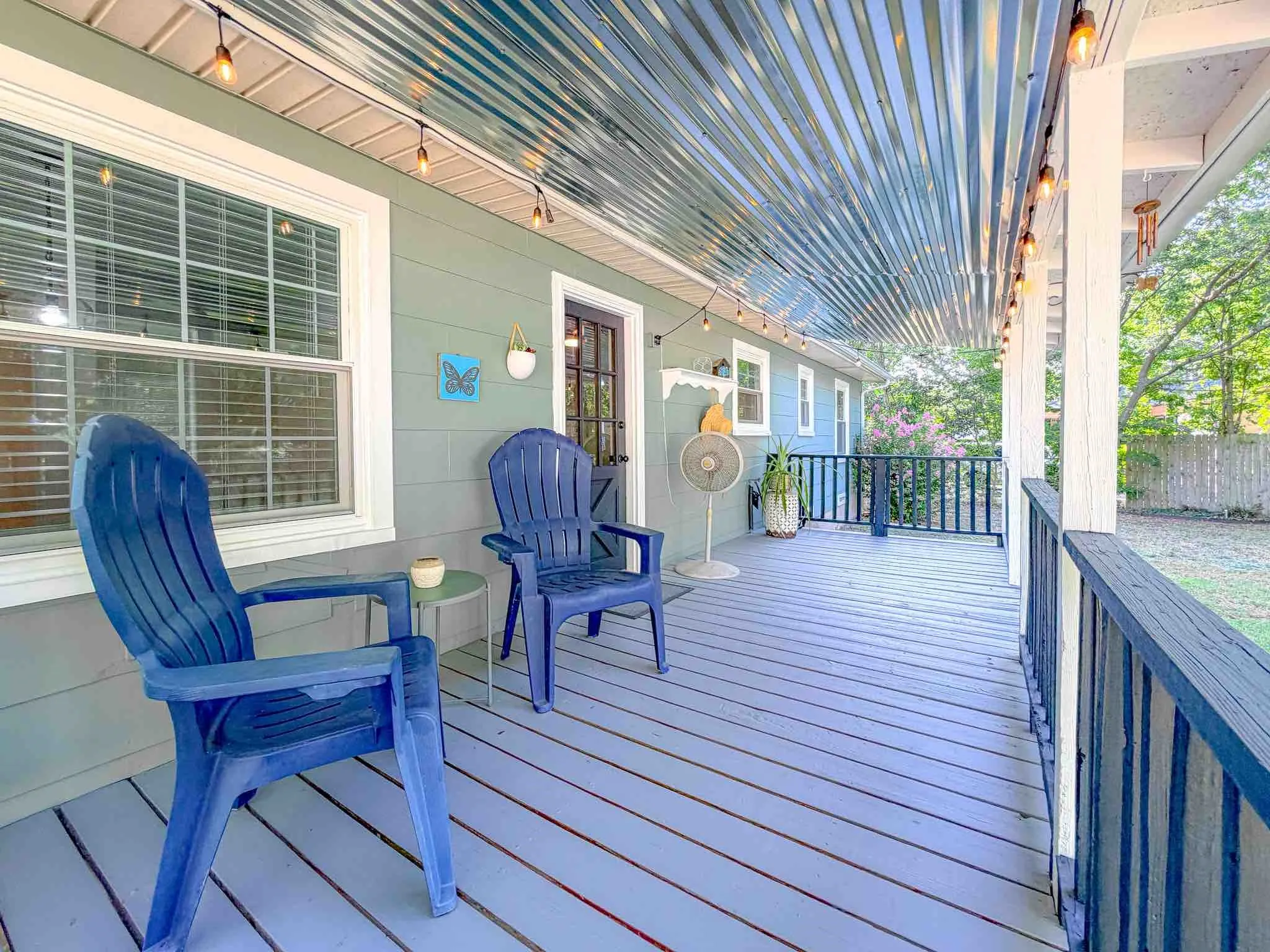 Single Family Residence For Sale in Ellis County , 602 Richmond Lane, Waxahachie, Texas 75165, 3 Bedroom, 2 Bathroom, Garage spaces, 1,374 Sqft, built in 1957, mls#21354073, Real Estate Agent in Waxahachie, Homes For Sale in Ellis county, Homes For Sale in Waxahachie, Realtor in Waxahachie Texas, Real Estate Brokerage Independent Realty Texas, Luminita Cordes Realtor