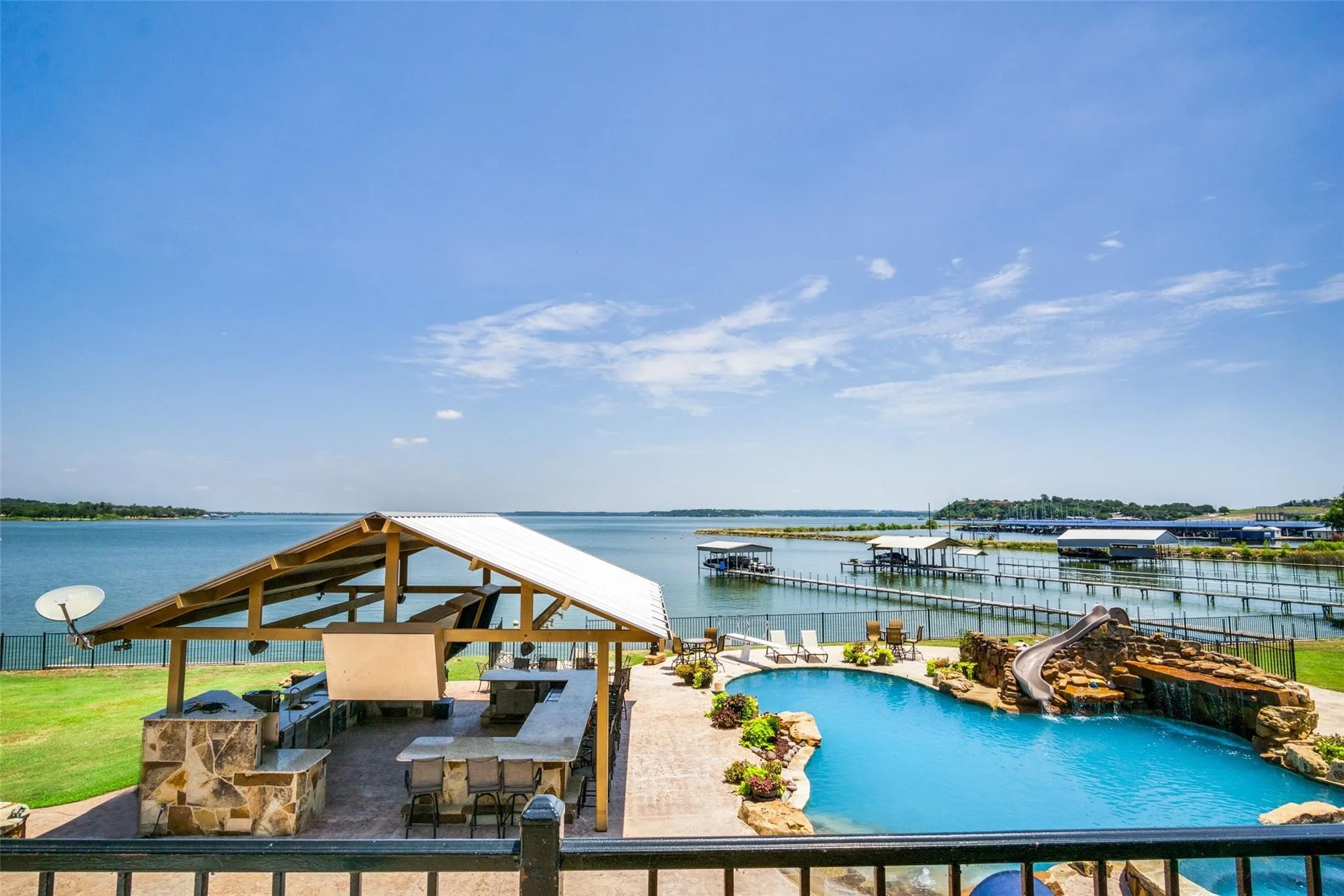 Single Family Residence For Sale in Tarrant County , 6600 Wells Burnett Road, Fort Worth, Texas 76135, 14 Bedroom, 7 Bathroom, 8 Garage spaces, 6,862 Sqft, built in 1963, Price $2,895,000, mls#21353034, Real Estate Agent in Fort Worth, Homes For Sale in Tarrant county, Homes For Sale in Fort Worth, Realtor in Fort Worth Texas, Real Estate Brokerage Independent Realty Texas, Luminita Cordes Realtor