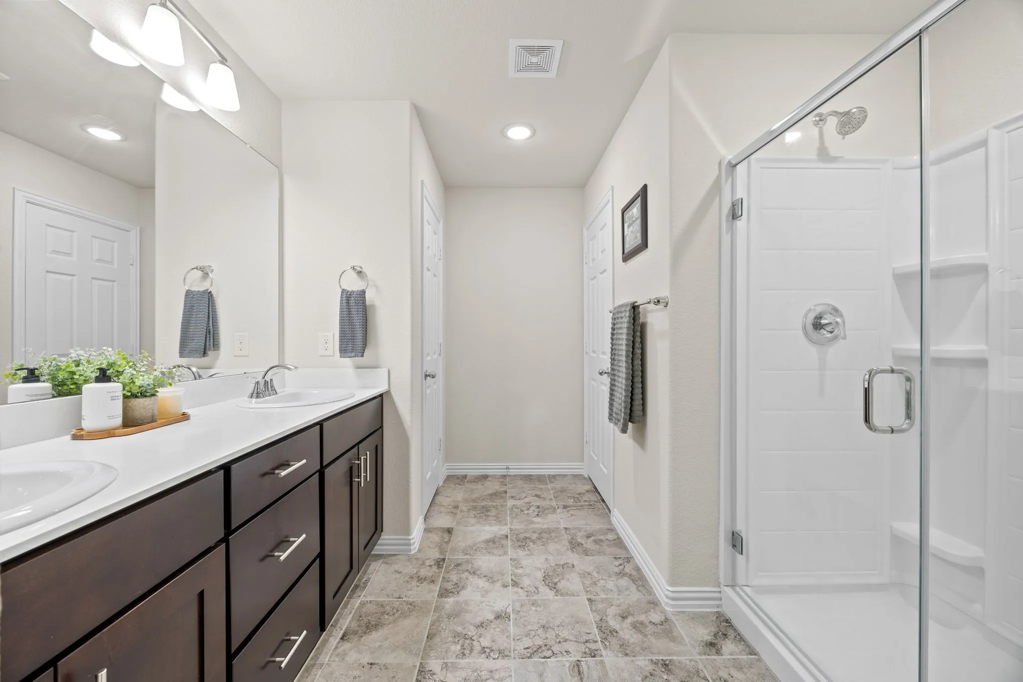 Single Family Residence For Rent in Hunt County , 3249 Glorioso Drive, Royse City, Texas 75189, 3 Bedroom, 3 Bathroom, 2 Garage spaces, 2,036 Sqft, built in 2023, mls#21356145, Real Estate Agent in Royse City, Homes For Rent in Hunt county, Homes For Rent in Royse City, Realtor in Royse City Texas, Real Estate Brokerage Independent Realty Texas, Luminita Cordes Realtor